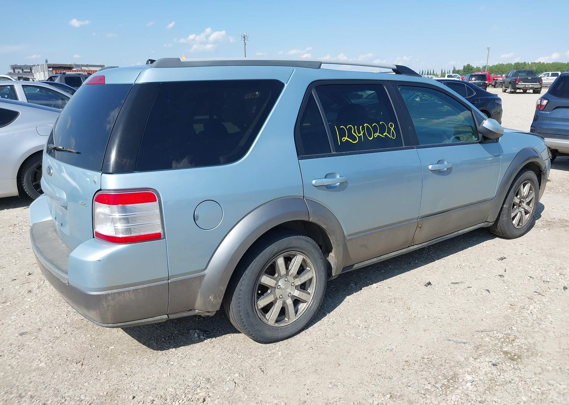 2008 FORD TAURUS X SEL