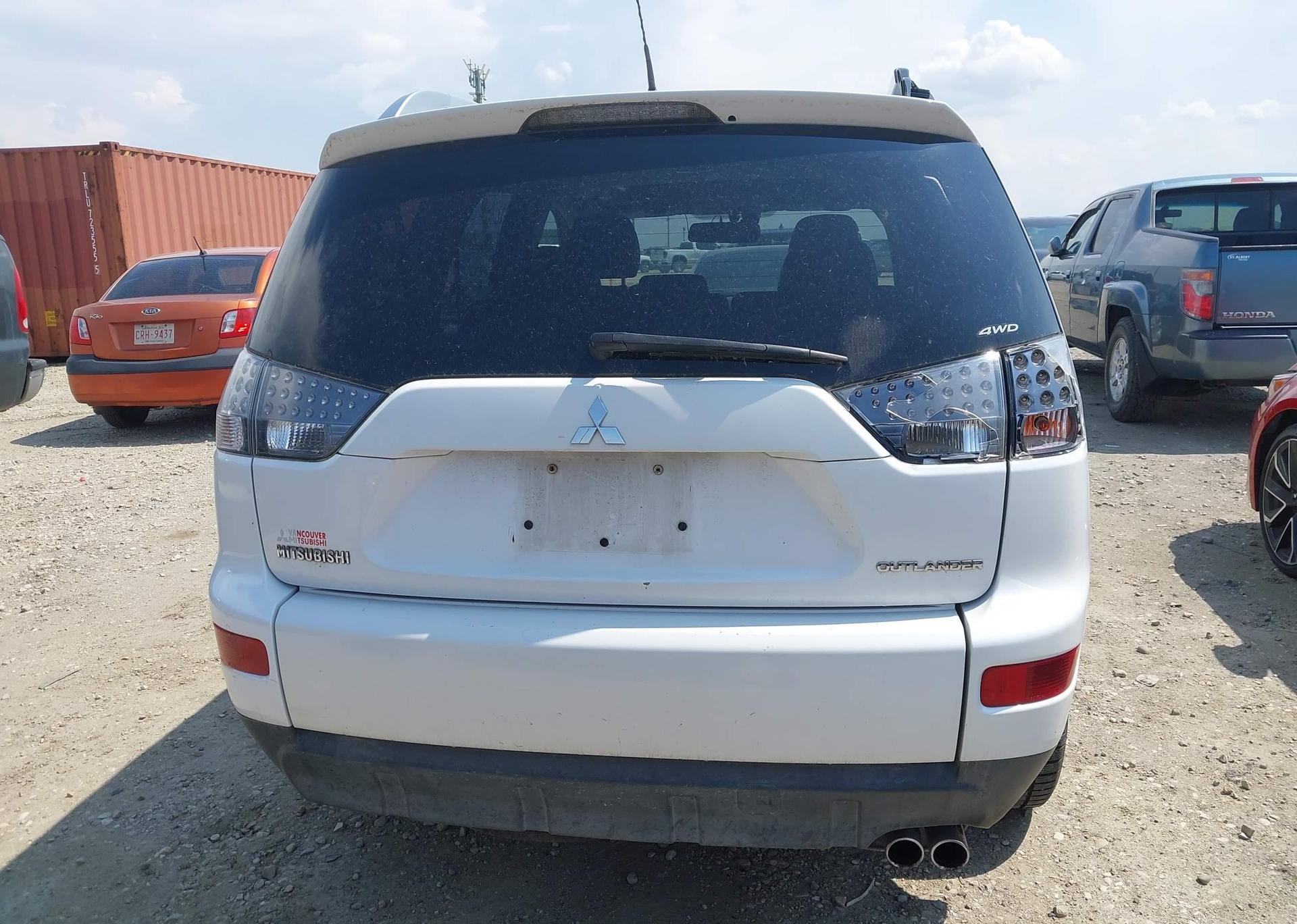 2009 MITSUBISHI OUTLANDER XLS