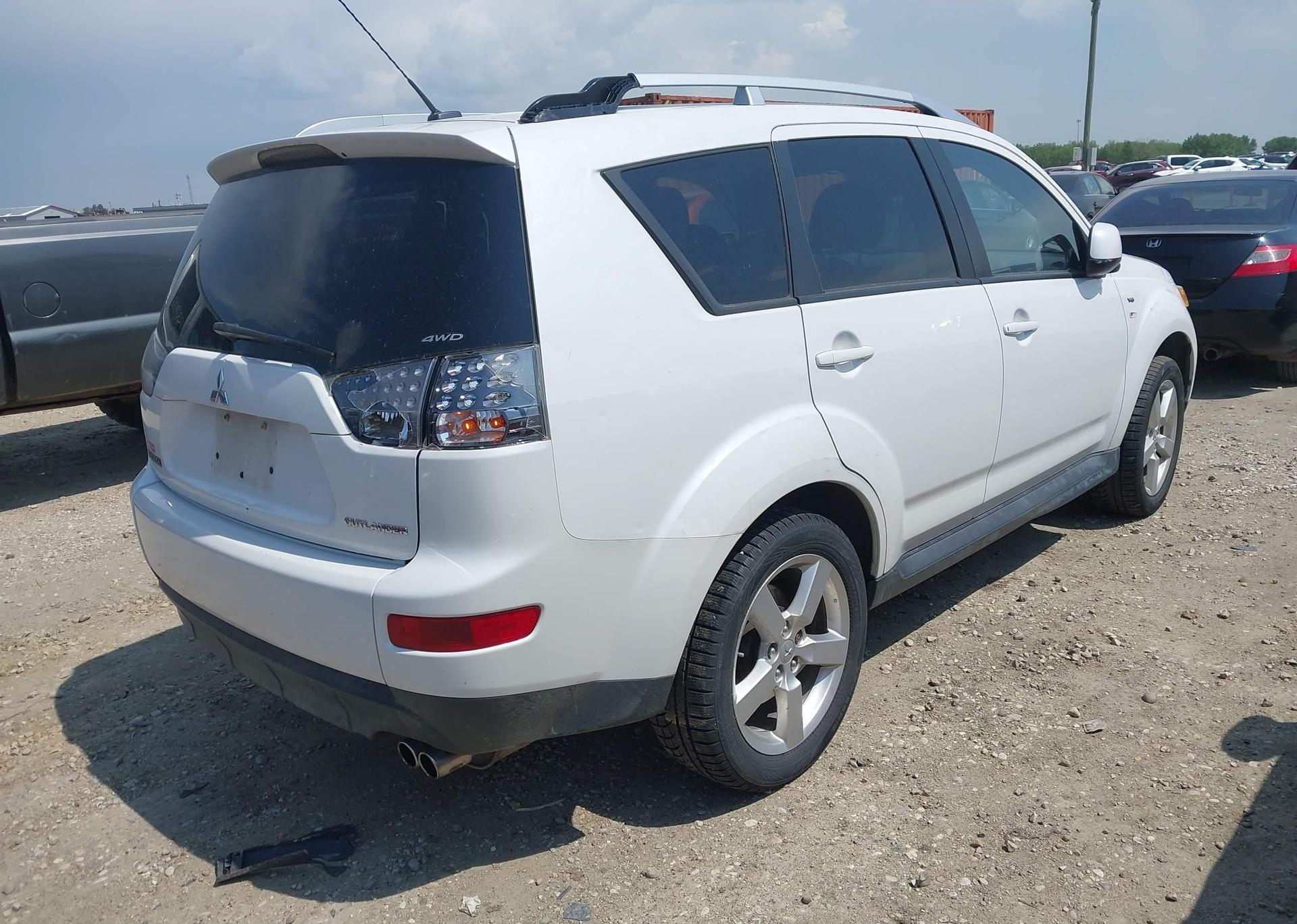 2009 MITSUBISHI OUTLANDER XLS