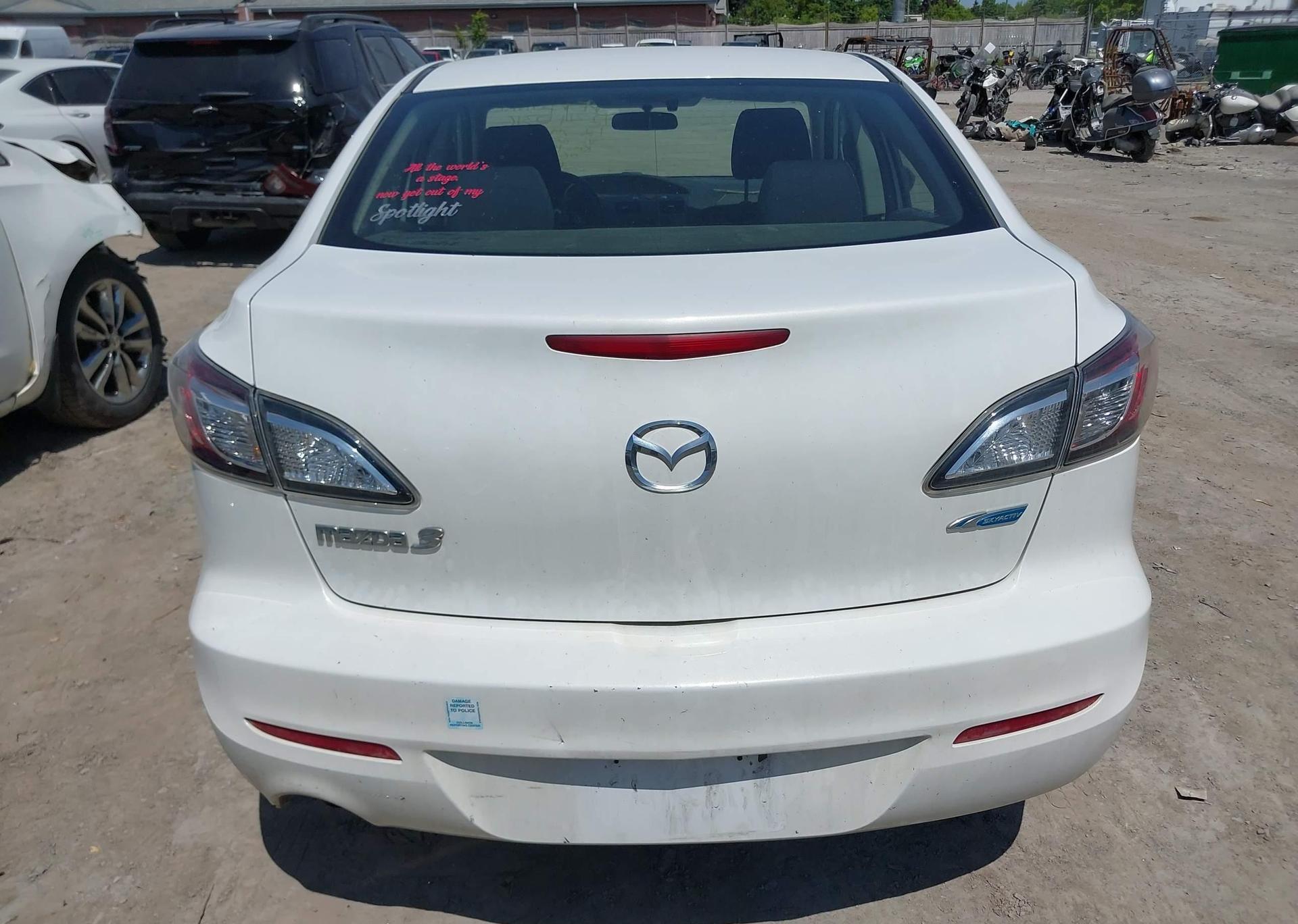 2012 MAZDA 3 I