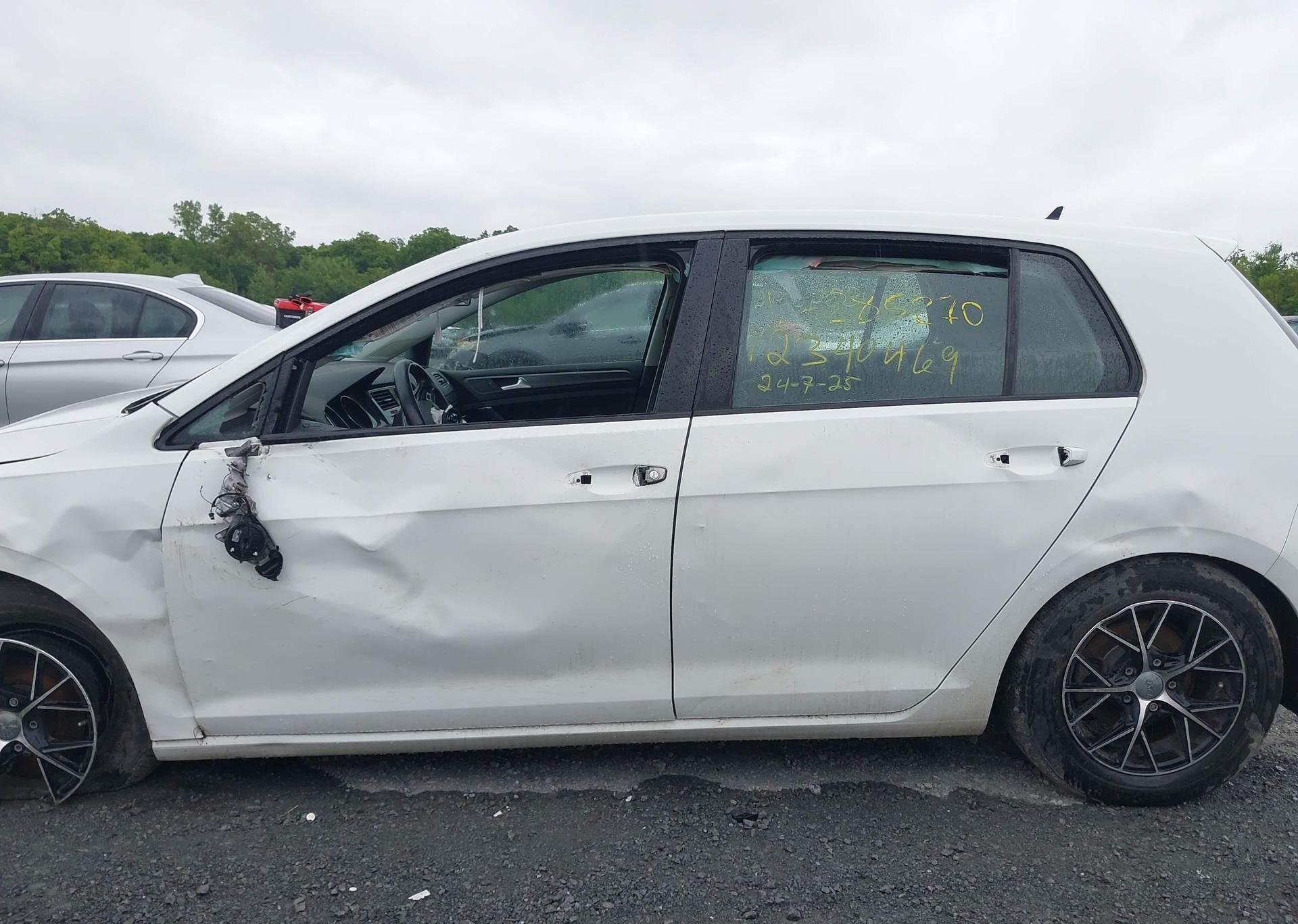 2018 VOLKSWAGEN GOLF S