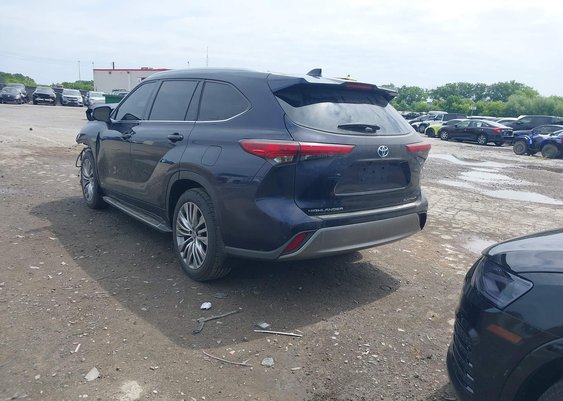 2023 TOYOTA HIGHLANDER