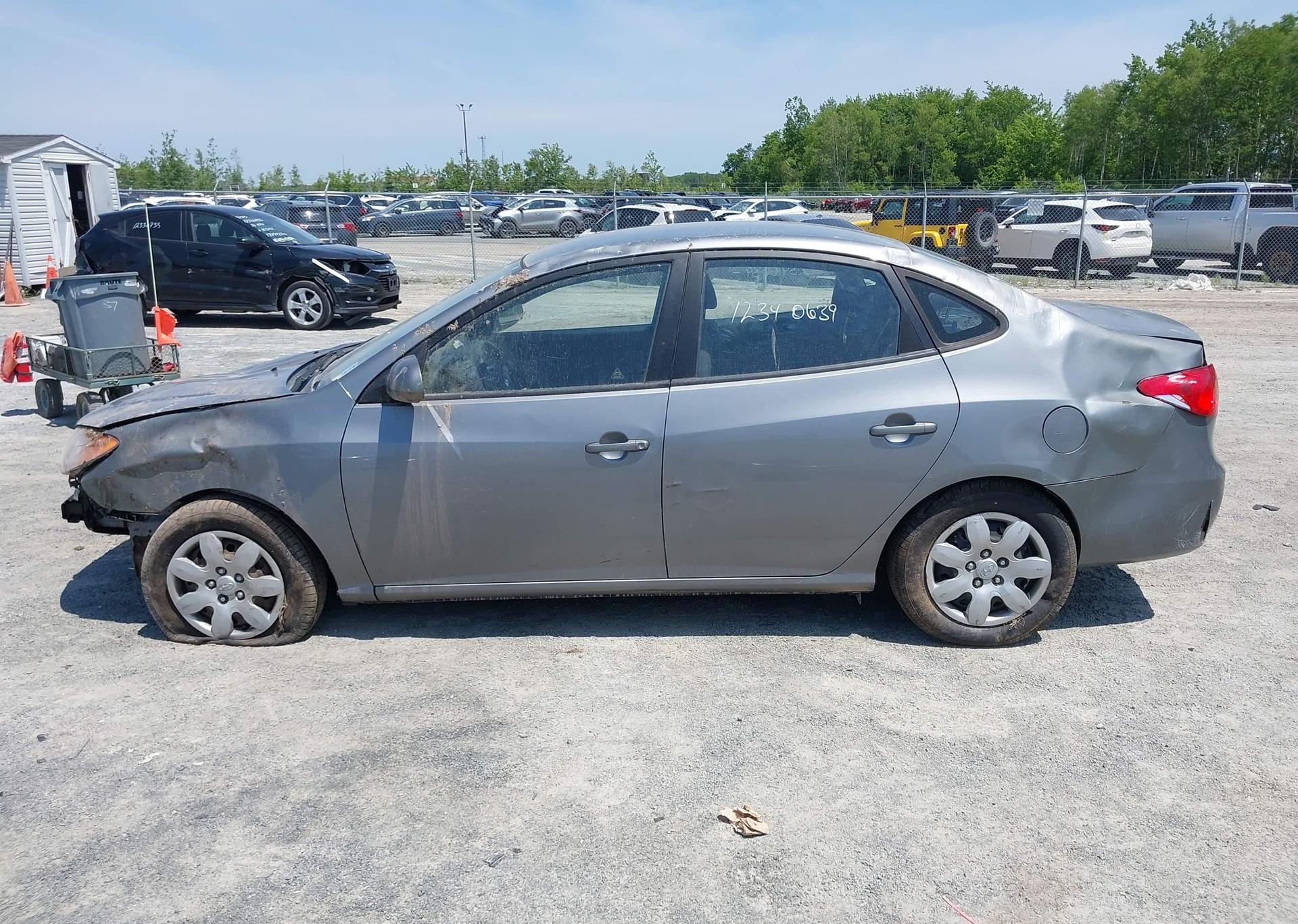 2010 HYUNDAI ELANTRA GL