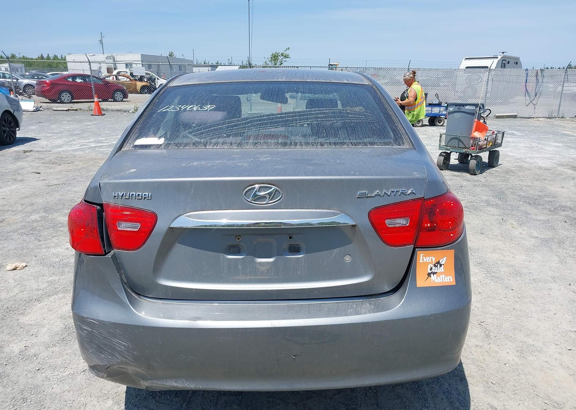 2010 HYUNDAI ELANTRA GL