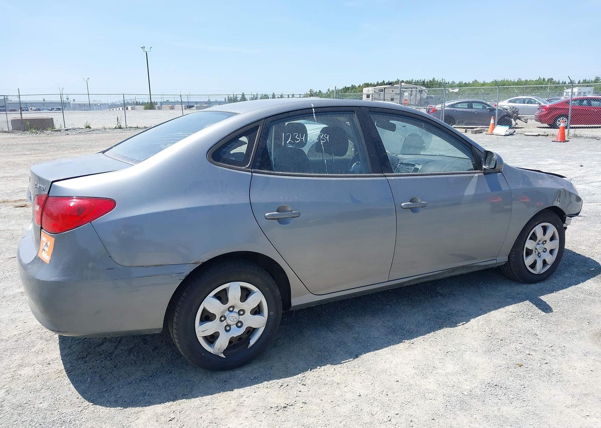 2010 HYUNDAI ELANTRA GL