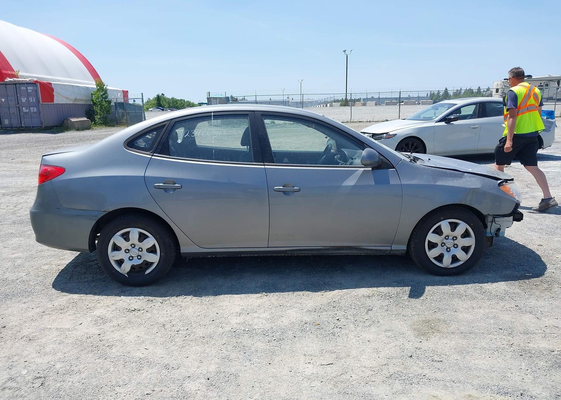 2010 HYUNDAI ELANTRA GL