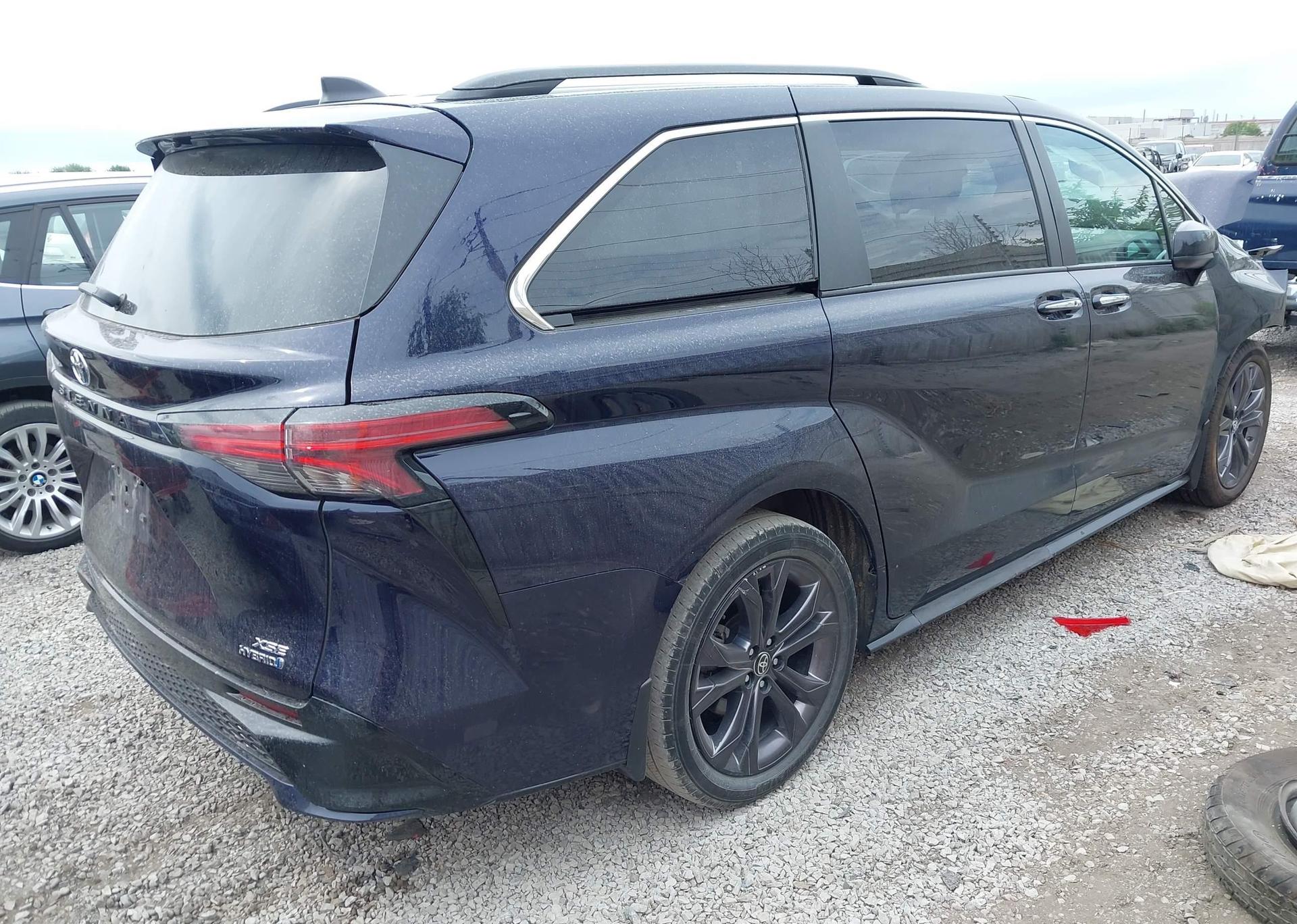 2023 TOYOTA SIENNA XSE 7-PASSENGER