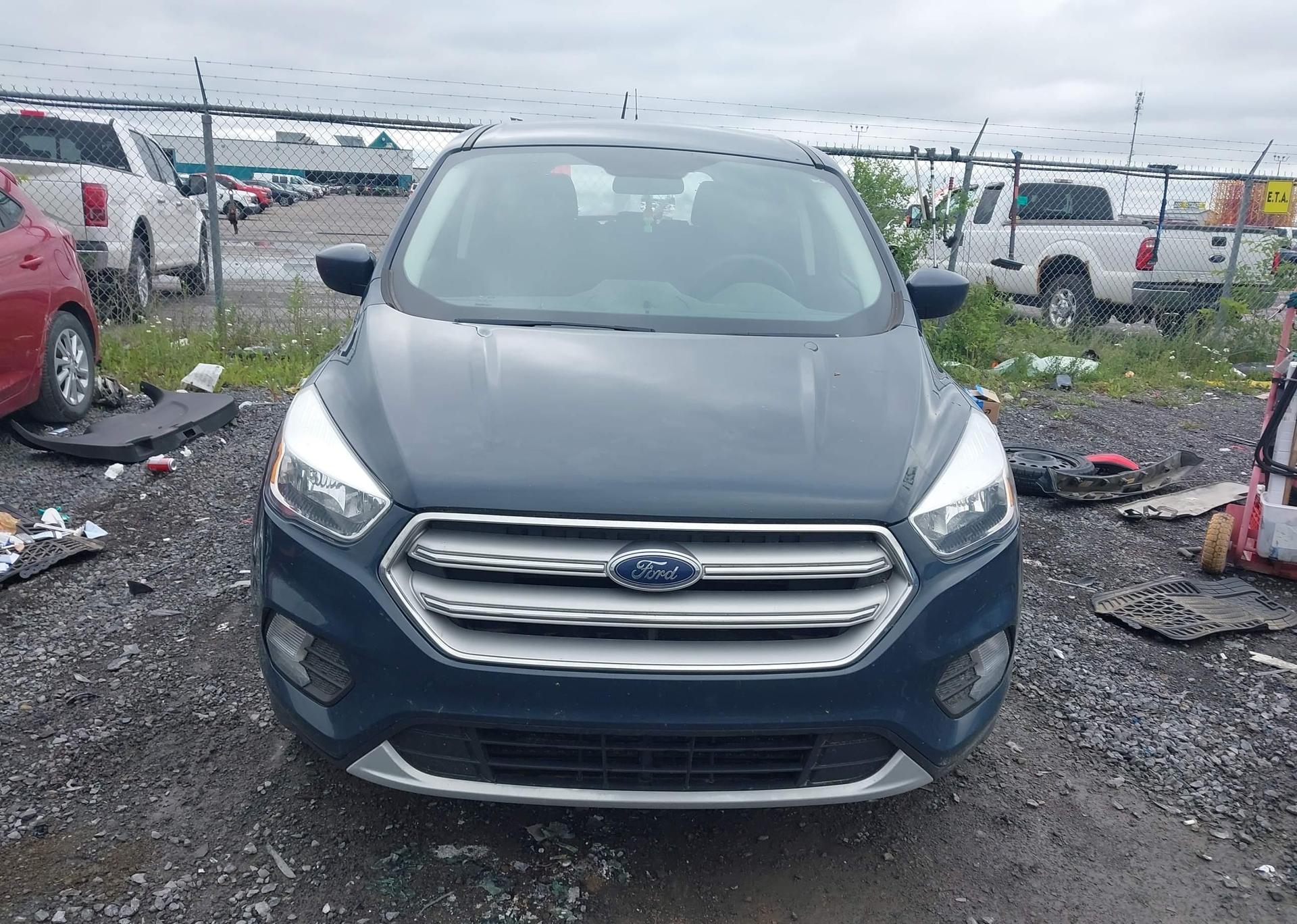 2019 FORD ESCAPE SE