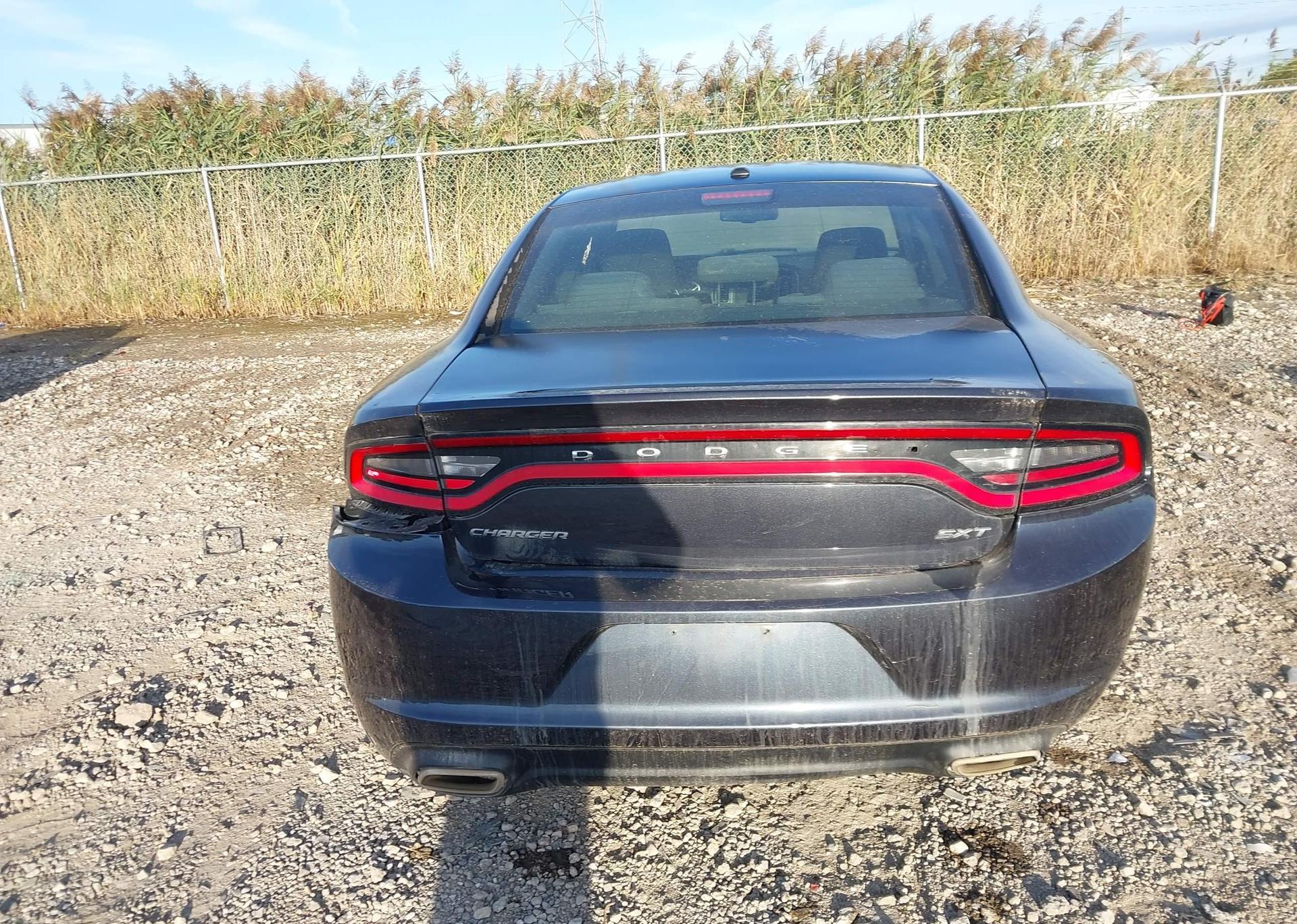 2016 DODGE CHARGER SXT