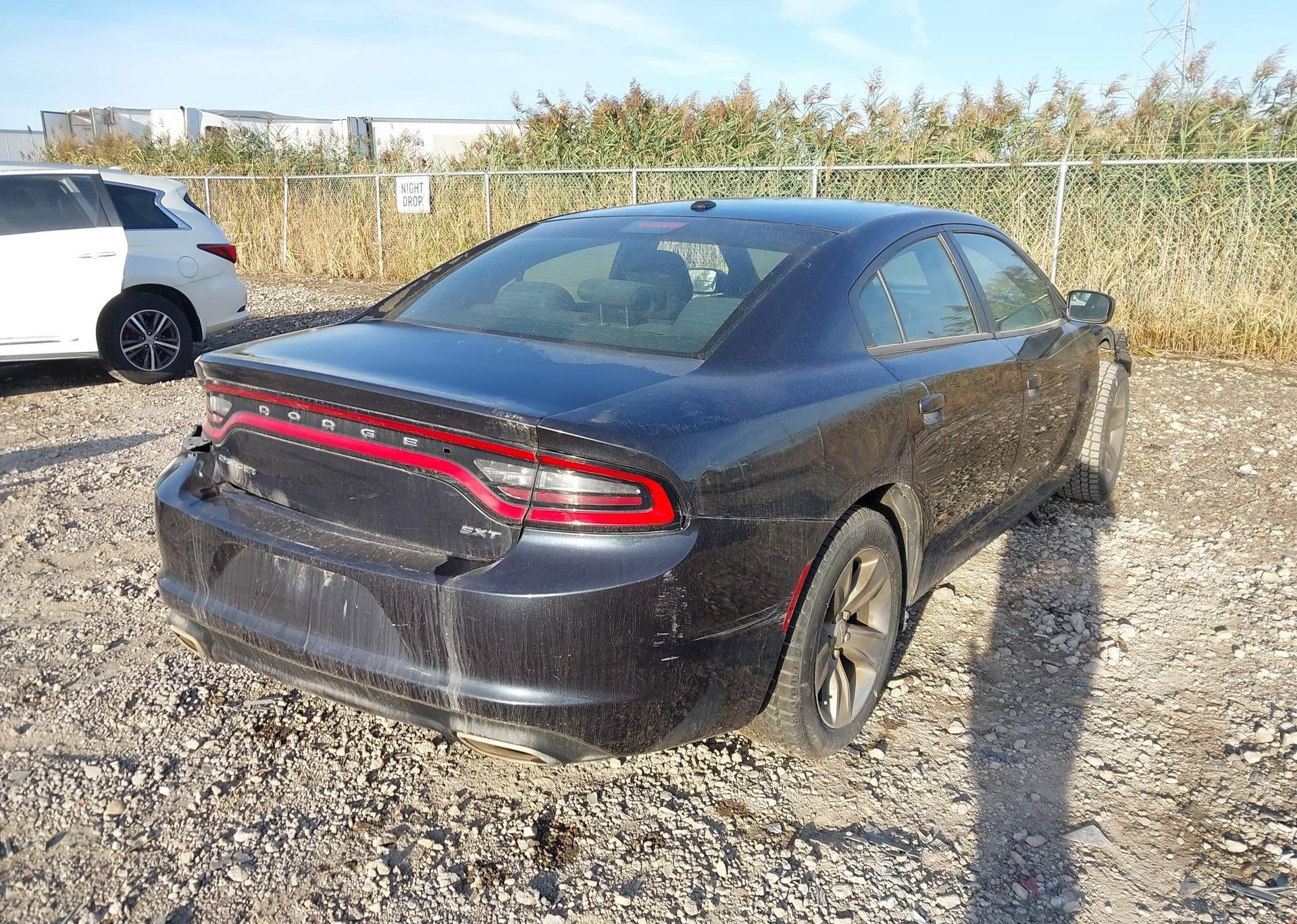 2016 DODGE CHARGER SXT