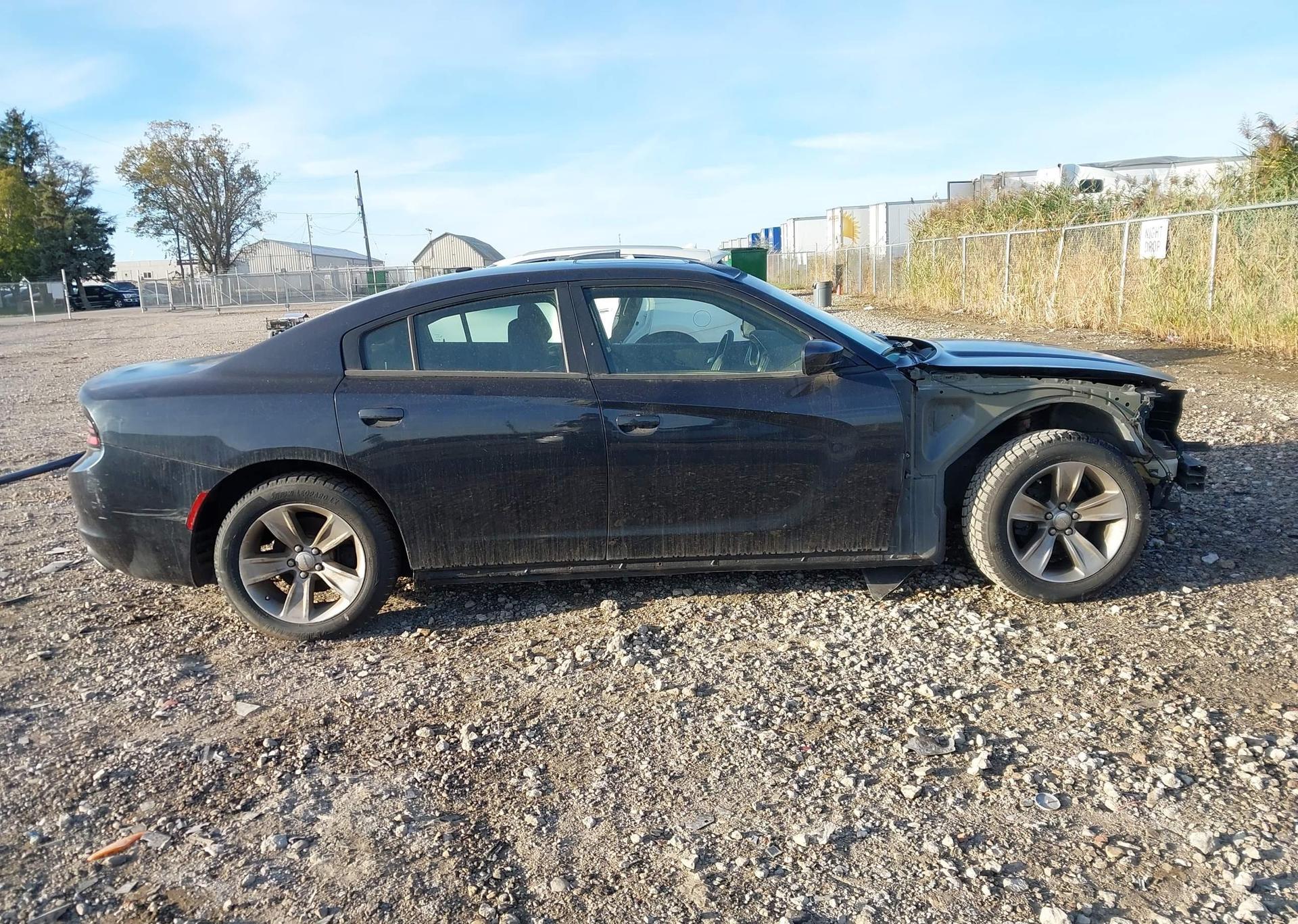 2016 DODGE CHARGER SXT
