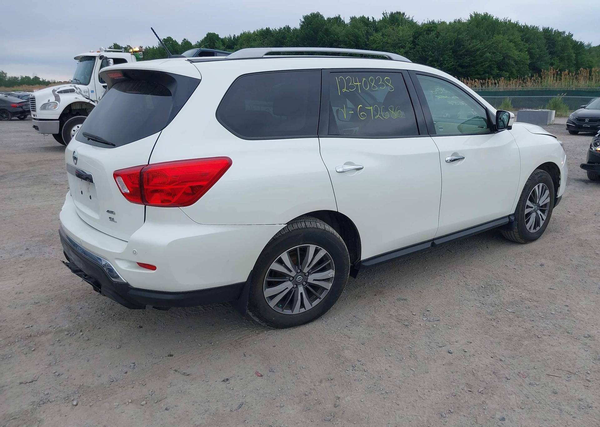 2018 NISSAN PATHFINDER