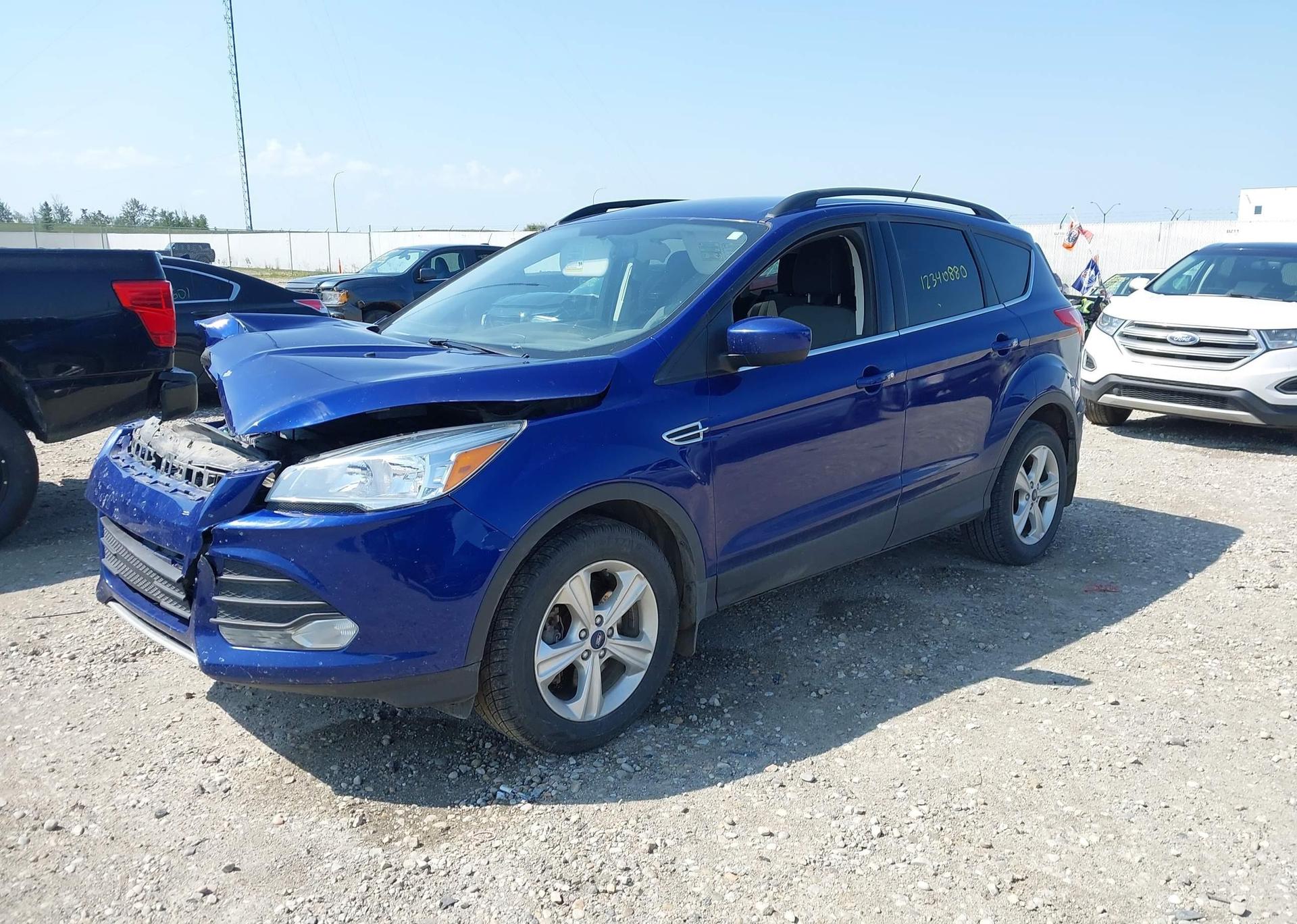 2015 FORD ESCAPE SE