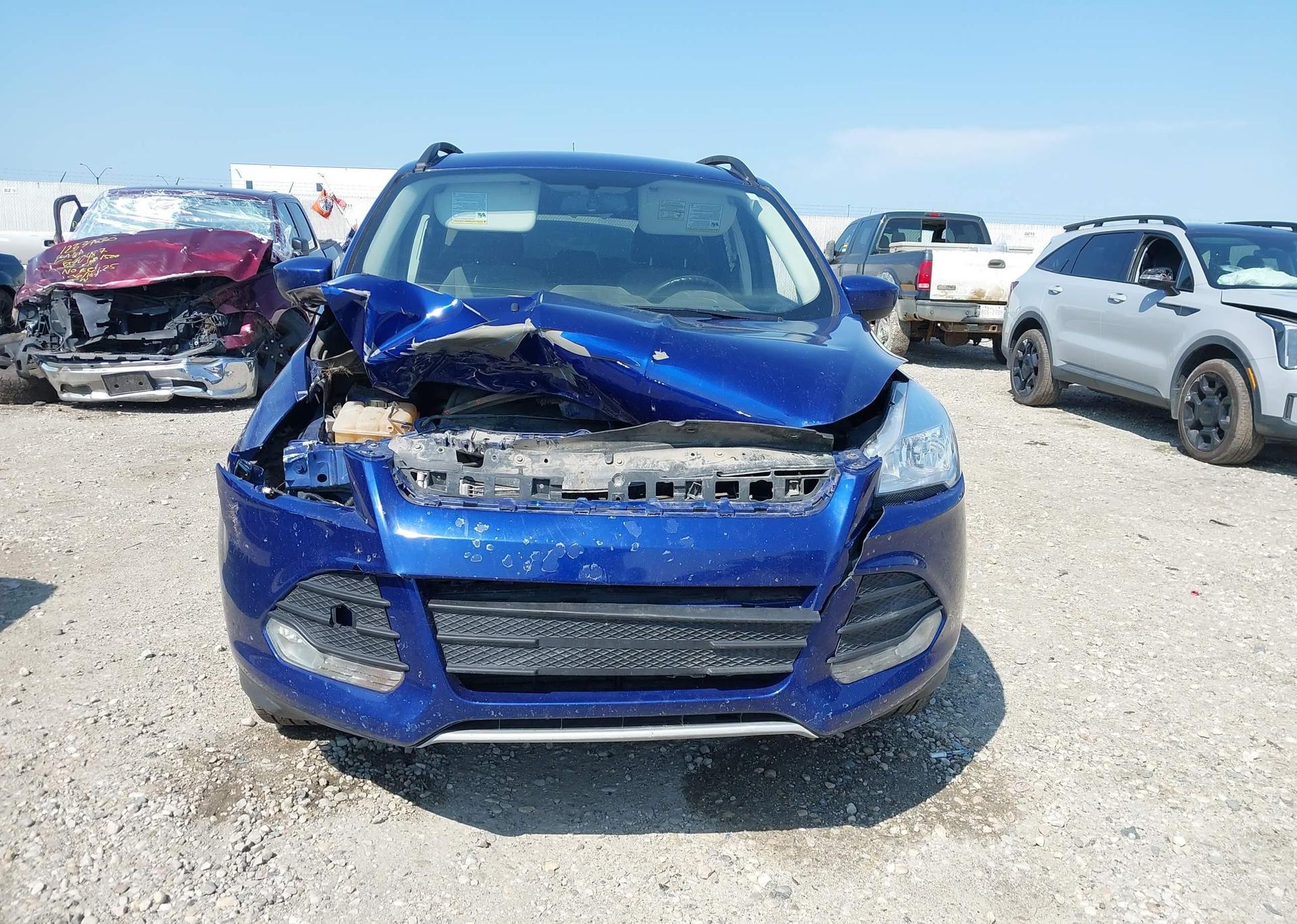 2015 FORD ESCAPE SE