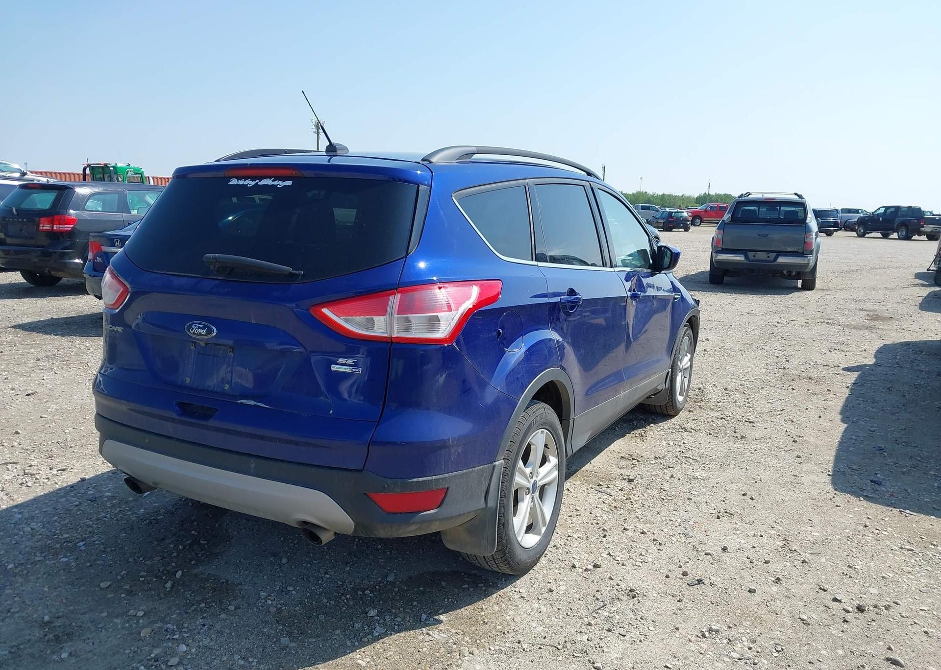 2015 FORD ESCAPE SE