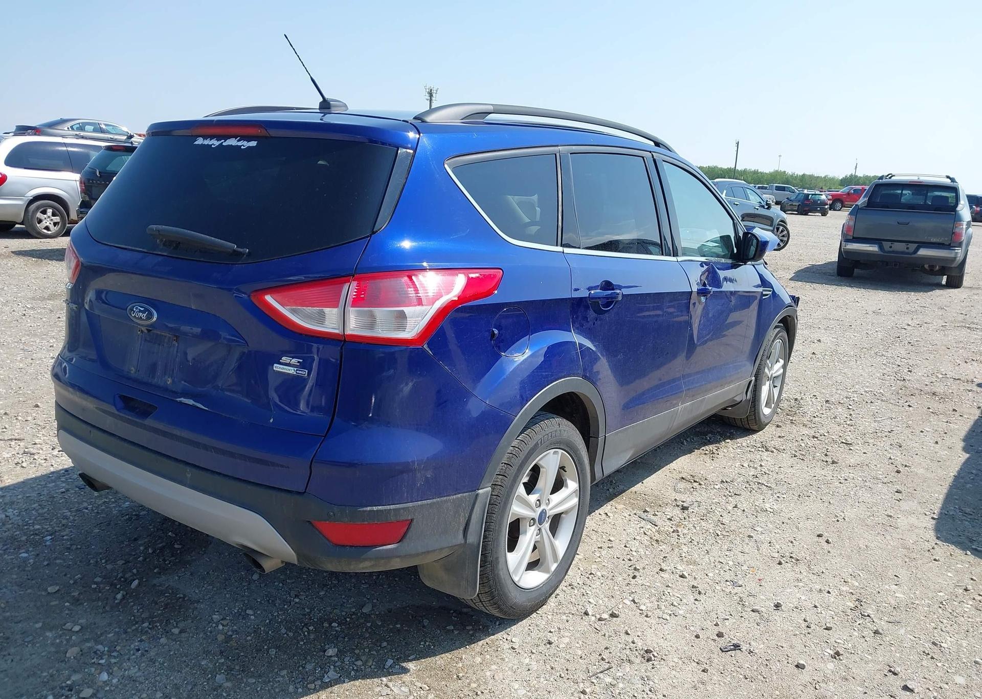 2015 FORD ESCAPE SE