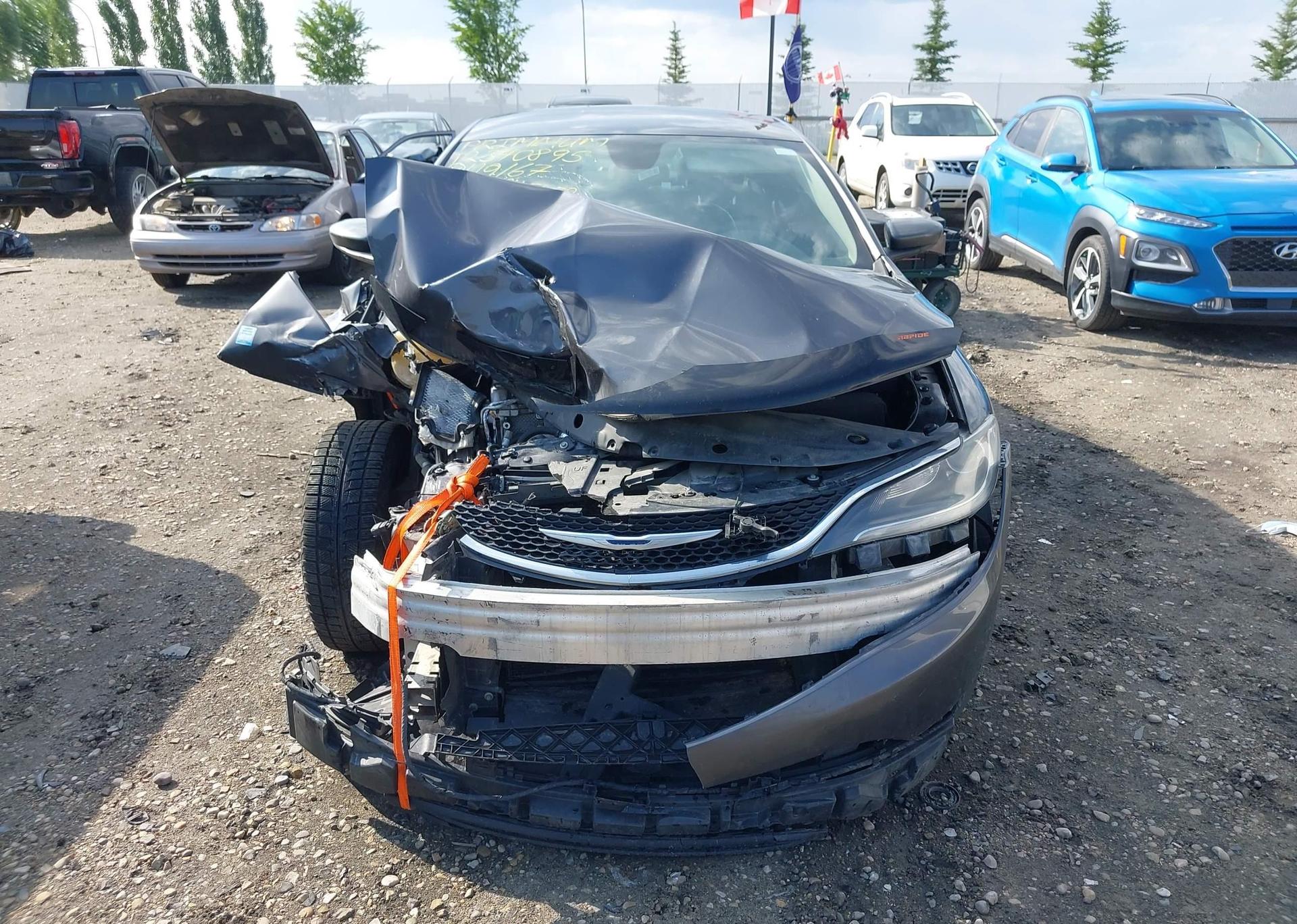 2016 CHRYSLER 200 LX