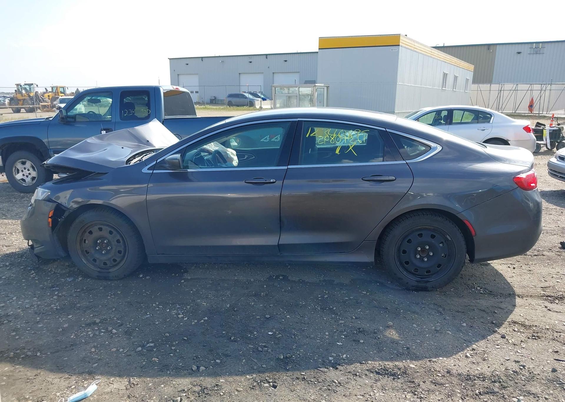 2016 CHRYSLER 200 LX
