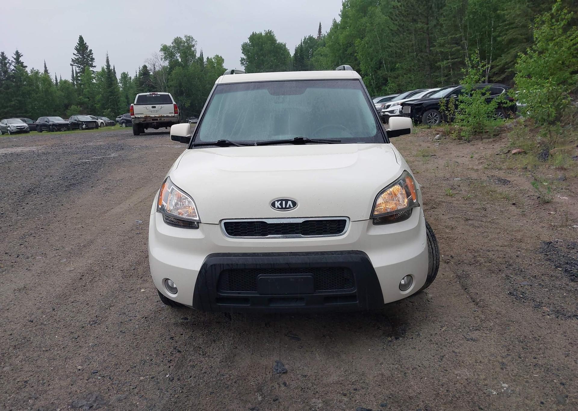 2010 KIA SOUL +