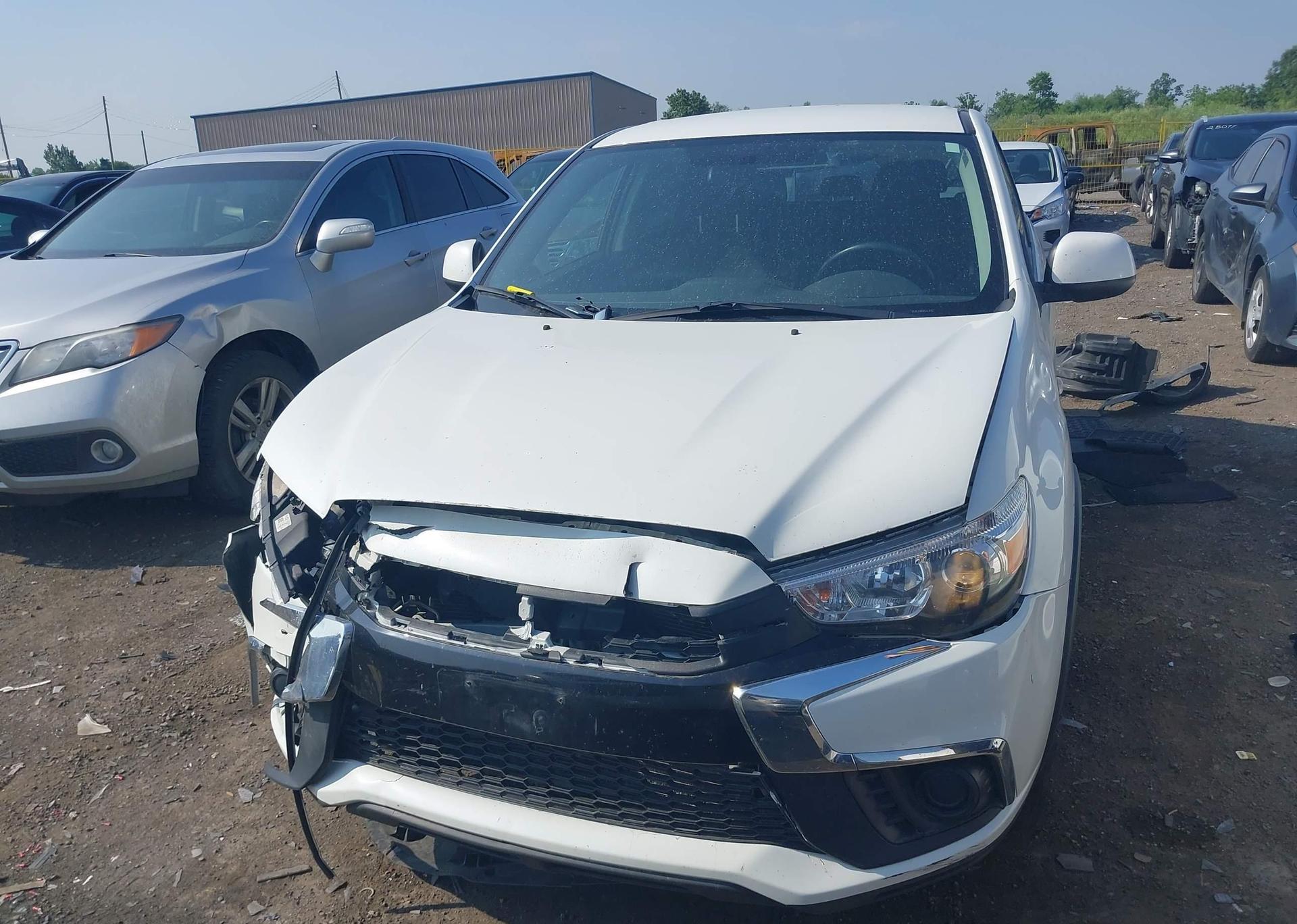 2019 MITSUBISHI RVR ES