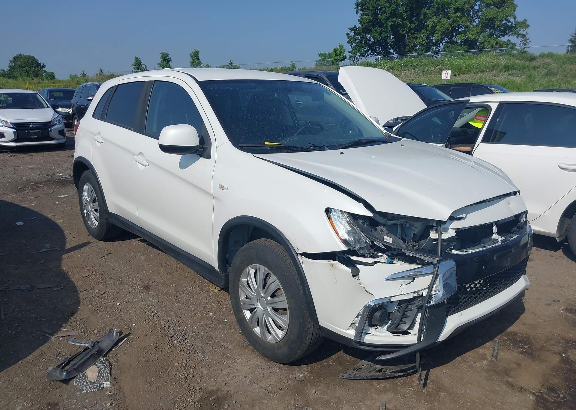 2019 MITSUBISHI RVR ES