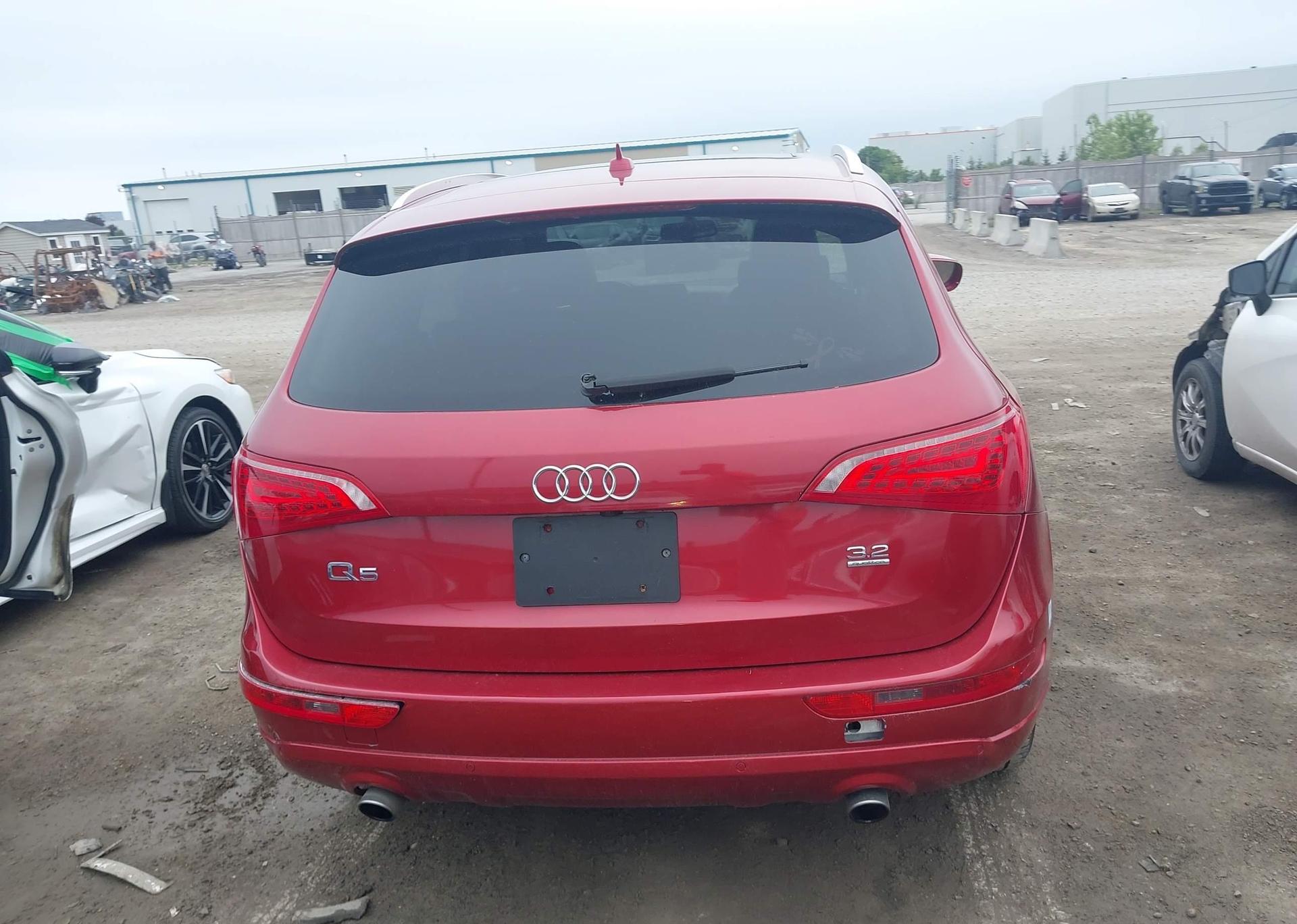2010 AUDI Q5 3.2 PREMIUM