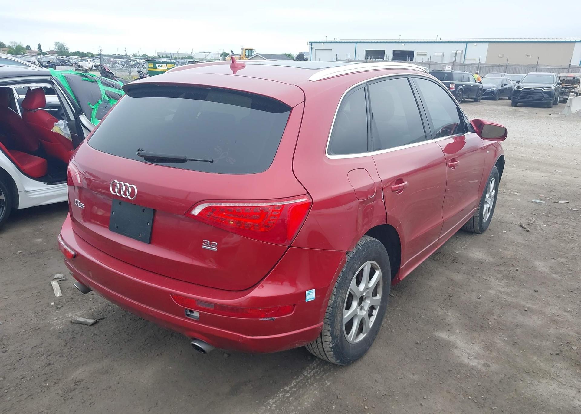 2010 AUDI Q5 3.2 PREMIUM
