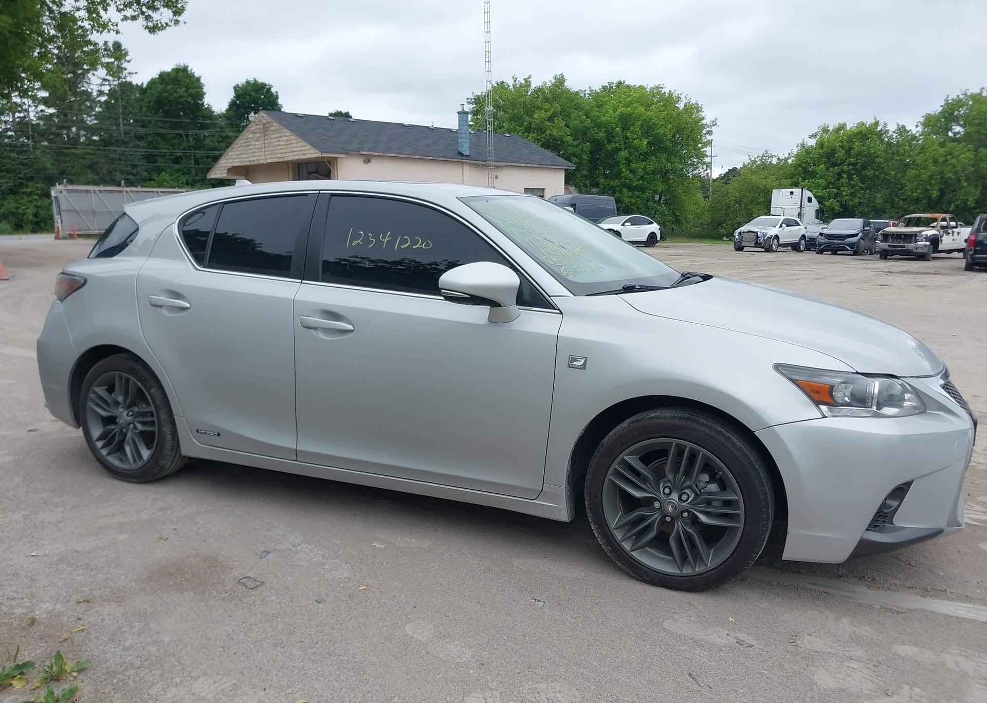 2011 LEXUS CT 200