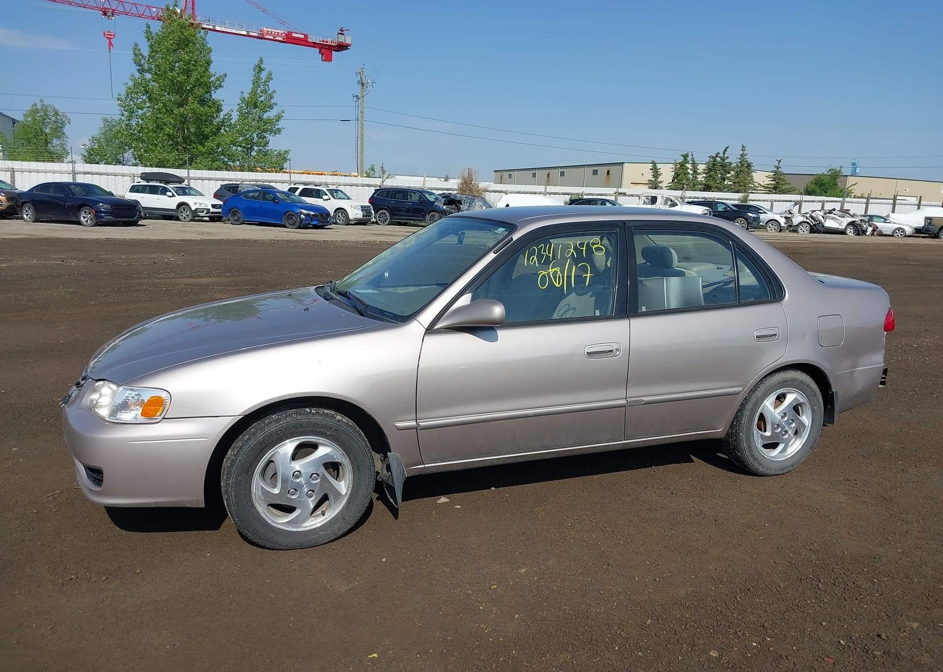 2001 TOYOTA COROLLA CE