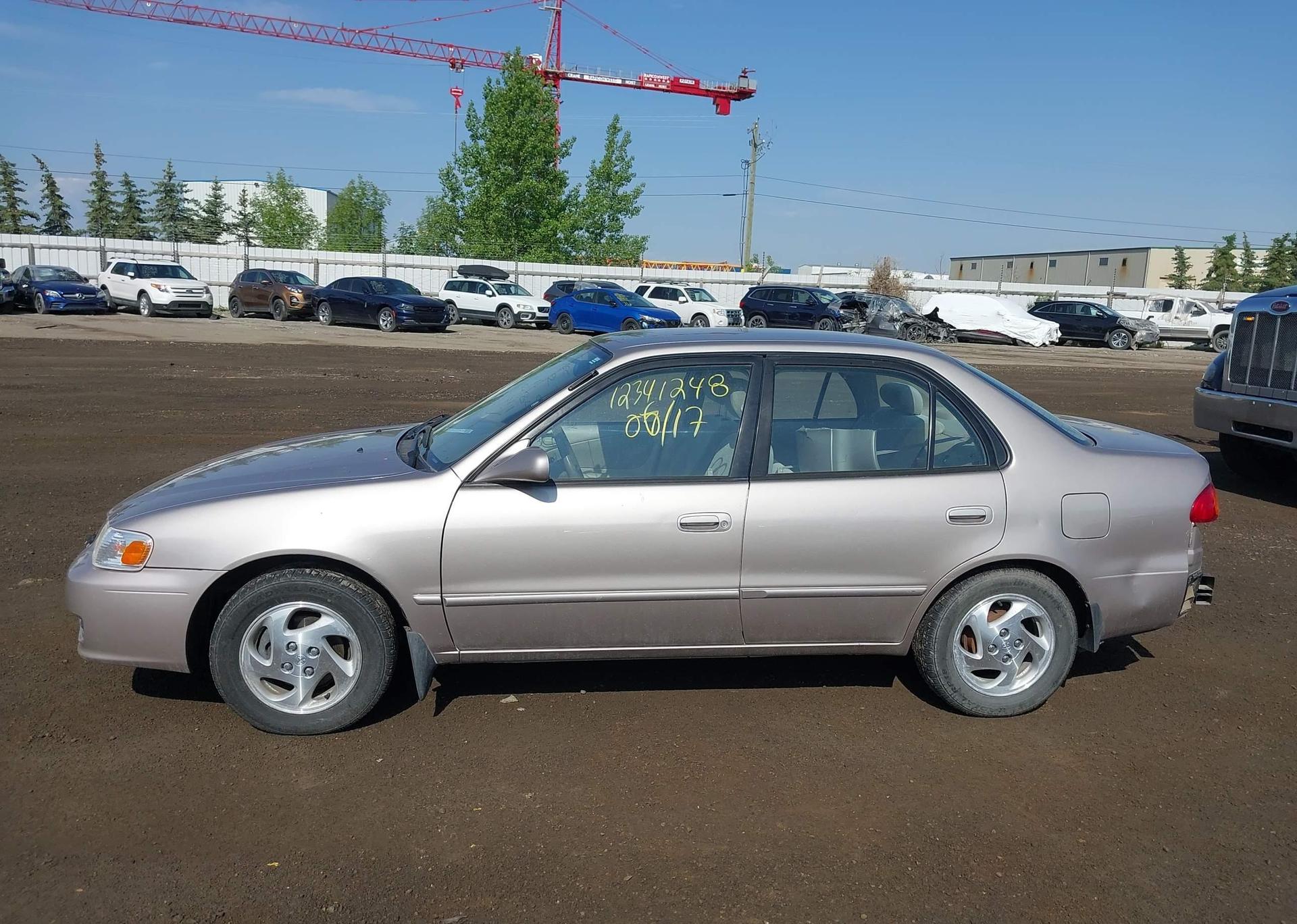 2001 TOYOTA COROLLA CE