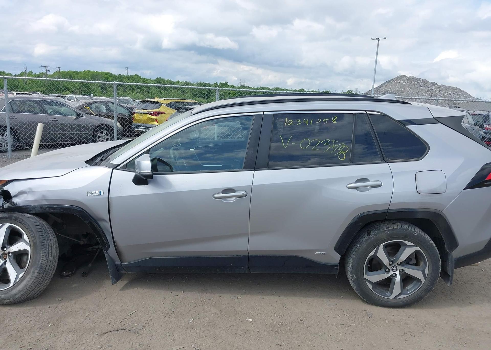 2021 TOYOTA RAV4 PRIME SE