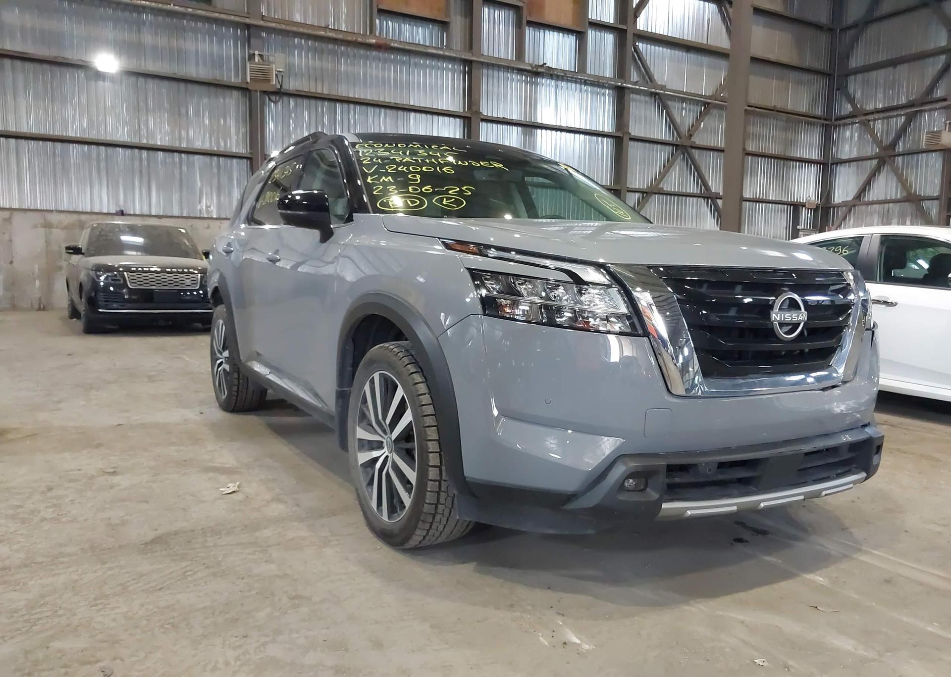 2024 NISSAN PATHFINDER PLATINUM