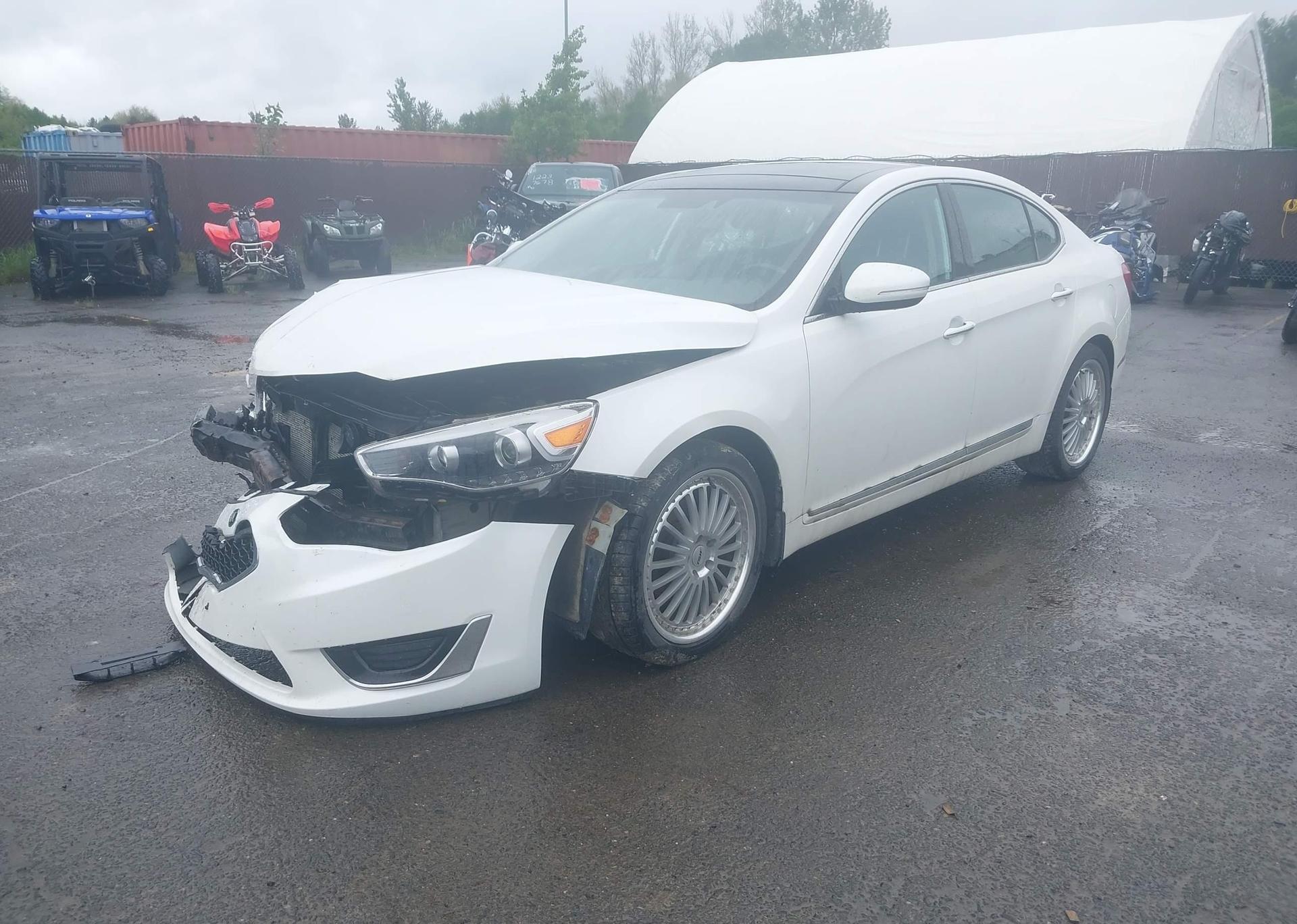 2015 KIA CADENZA PREMIUM