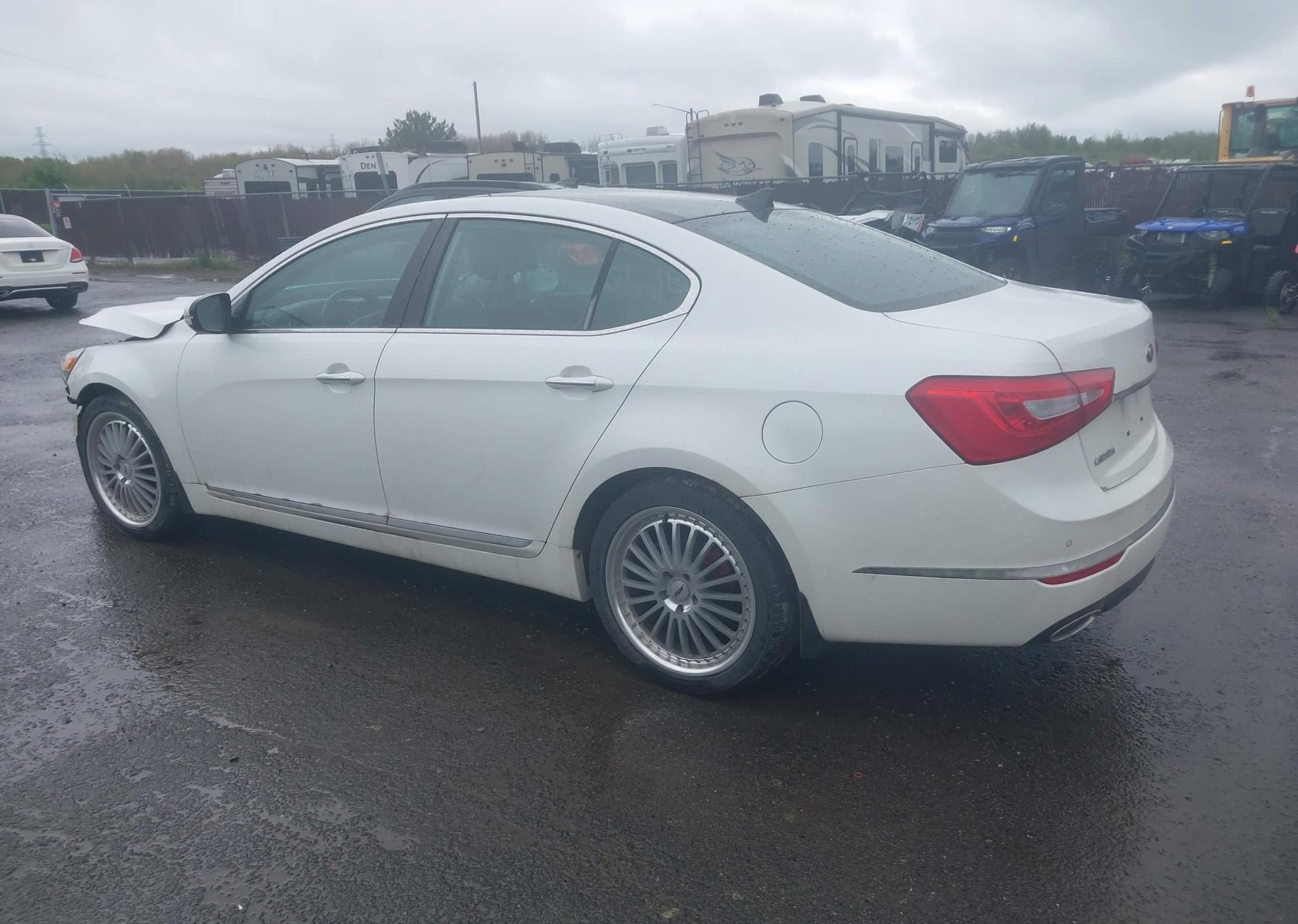 2015 KIA CADENZA PREMIUM