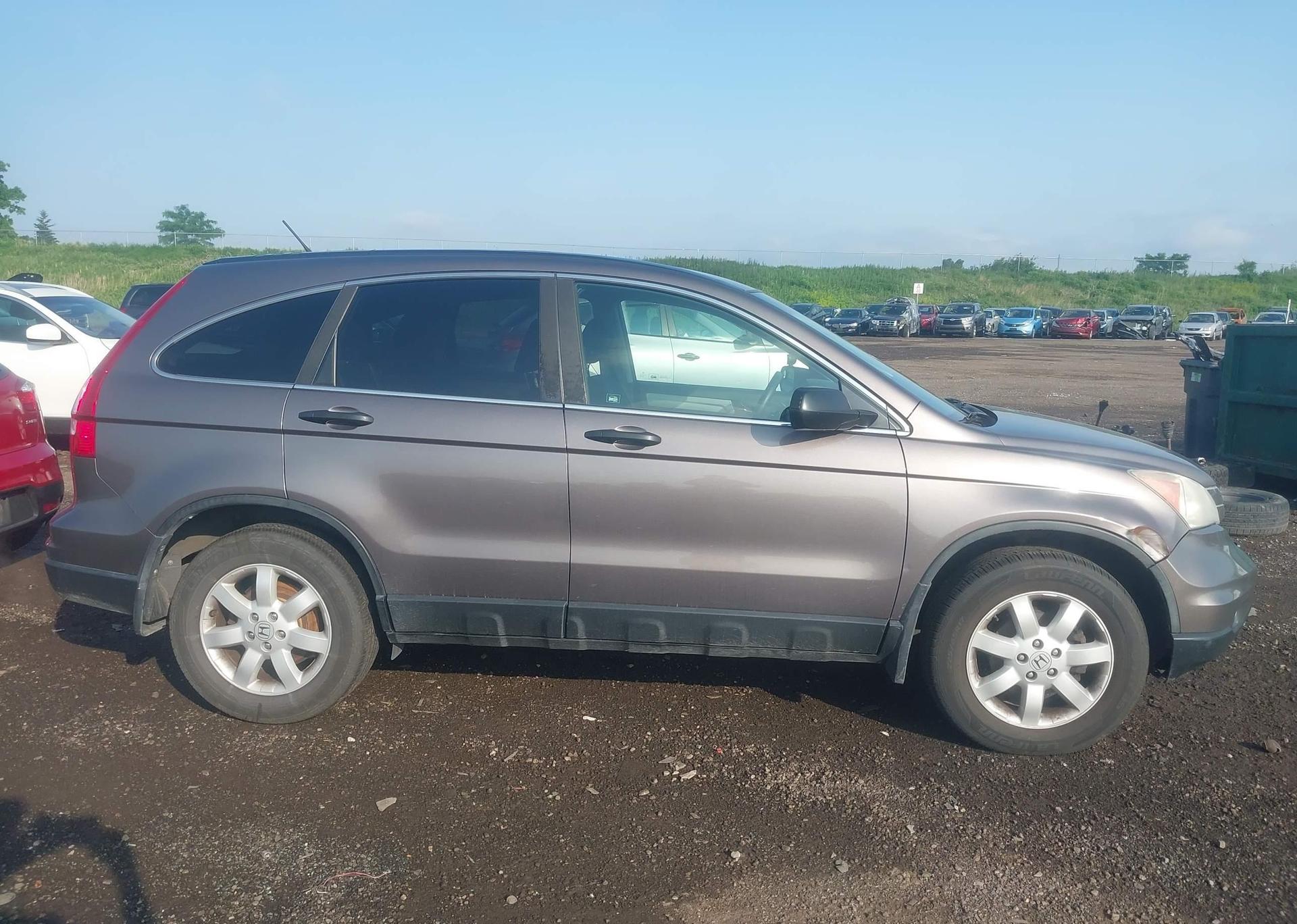 2011 HONDA CR-V LX