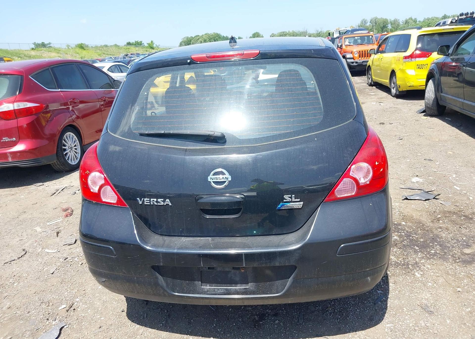 2012 NISSAN VERSA S