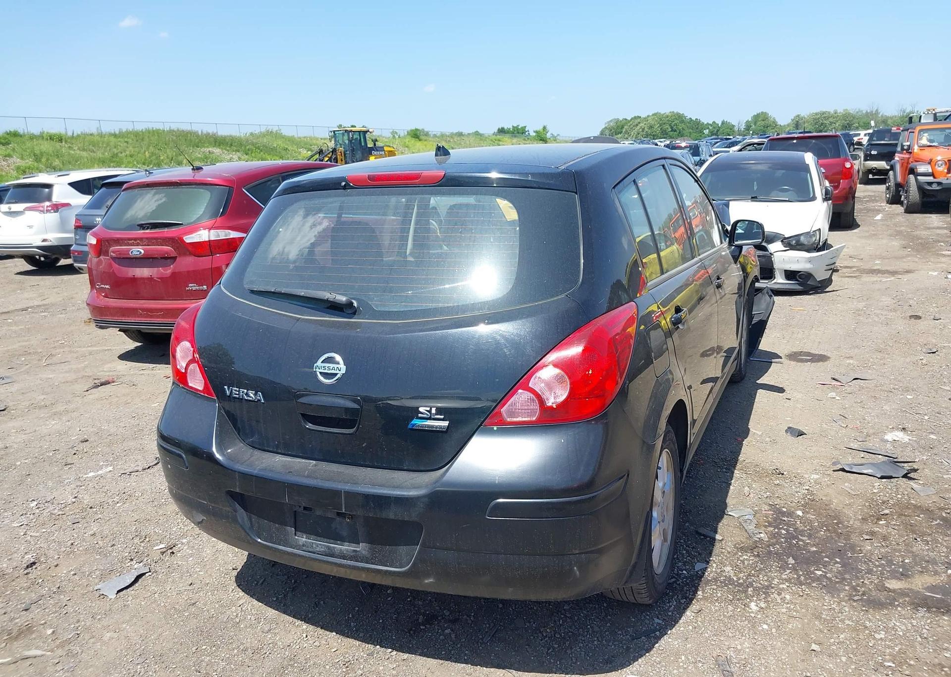 2012 NISSAN VERSA S