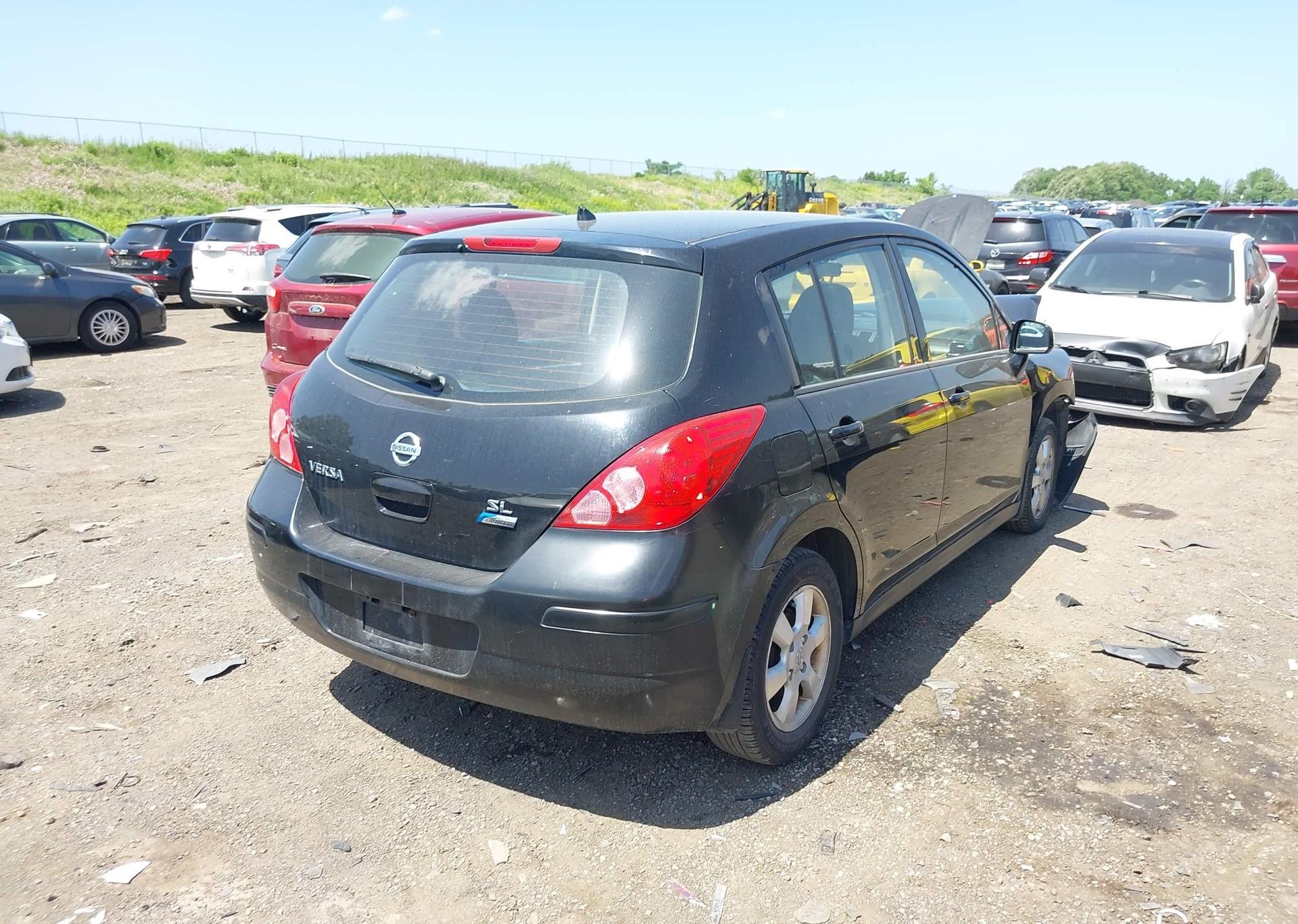 2012 NISSAN VERSA S