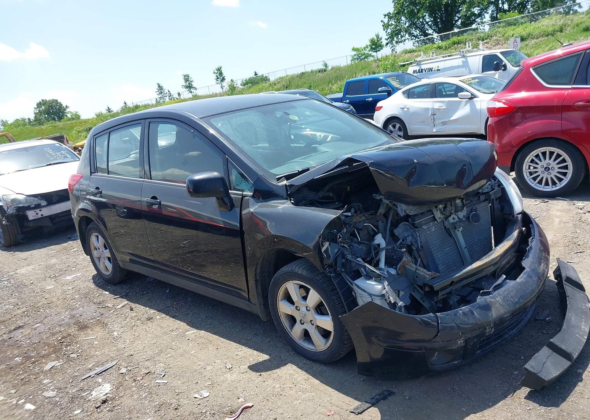 2012 NISSAN VERSA S