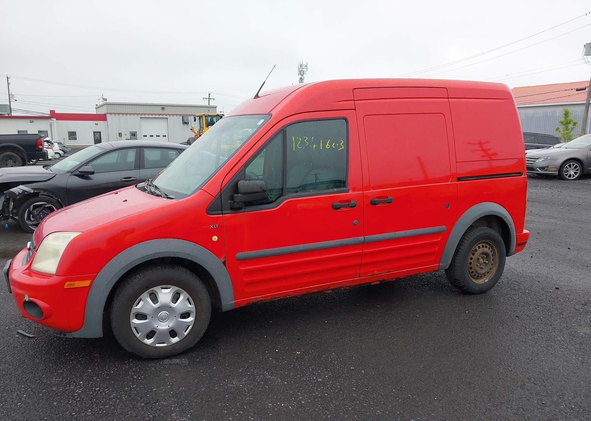 2010 FORD TRANSIT CONNECT XLT