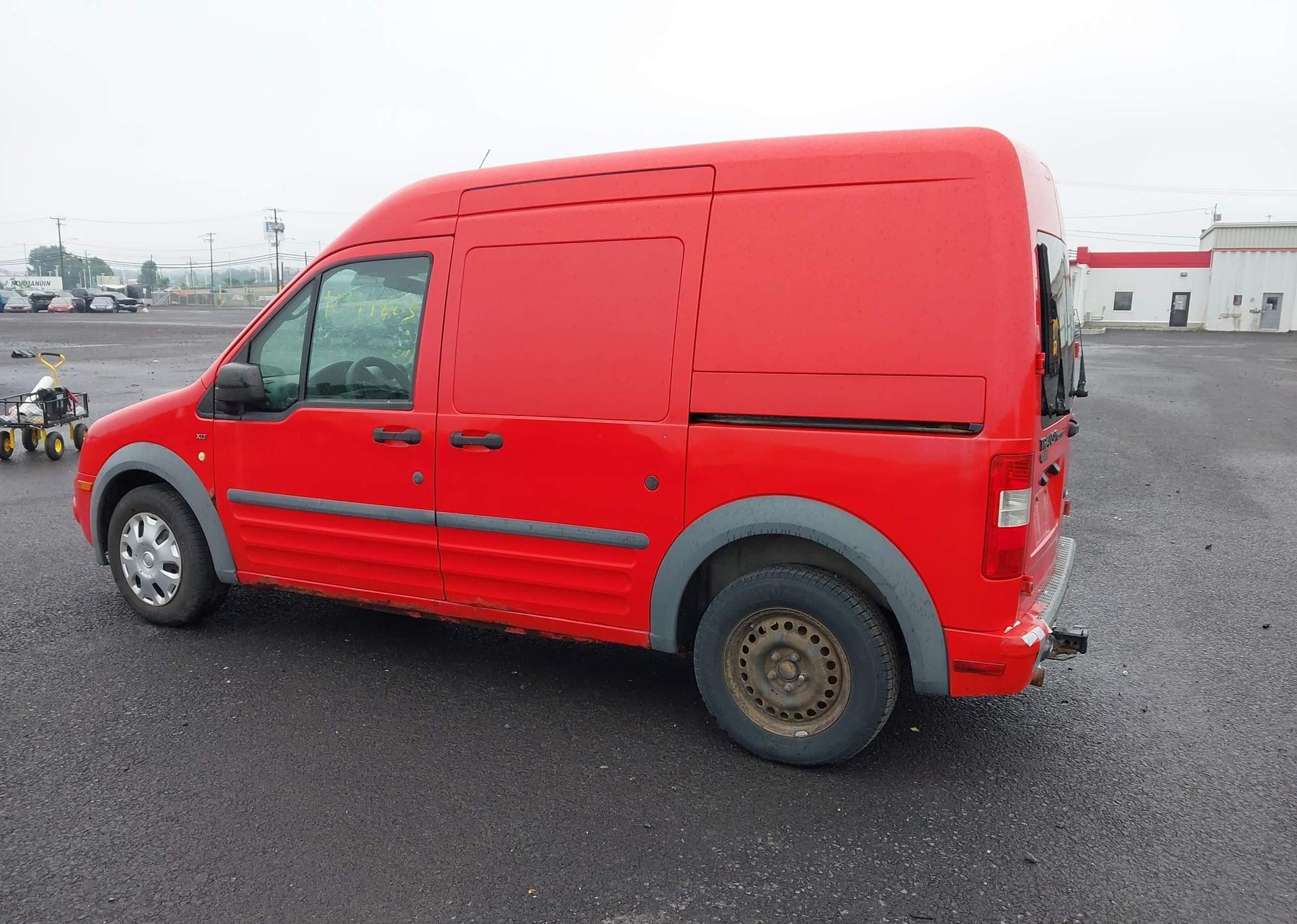 2010 FORD TRANSIT CONNECT XLT