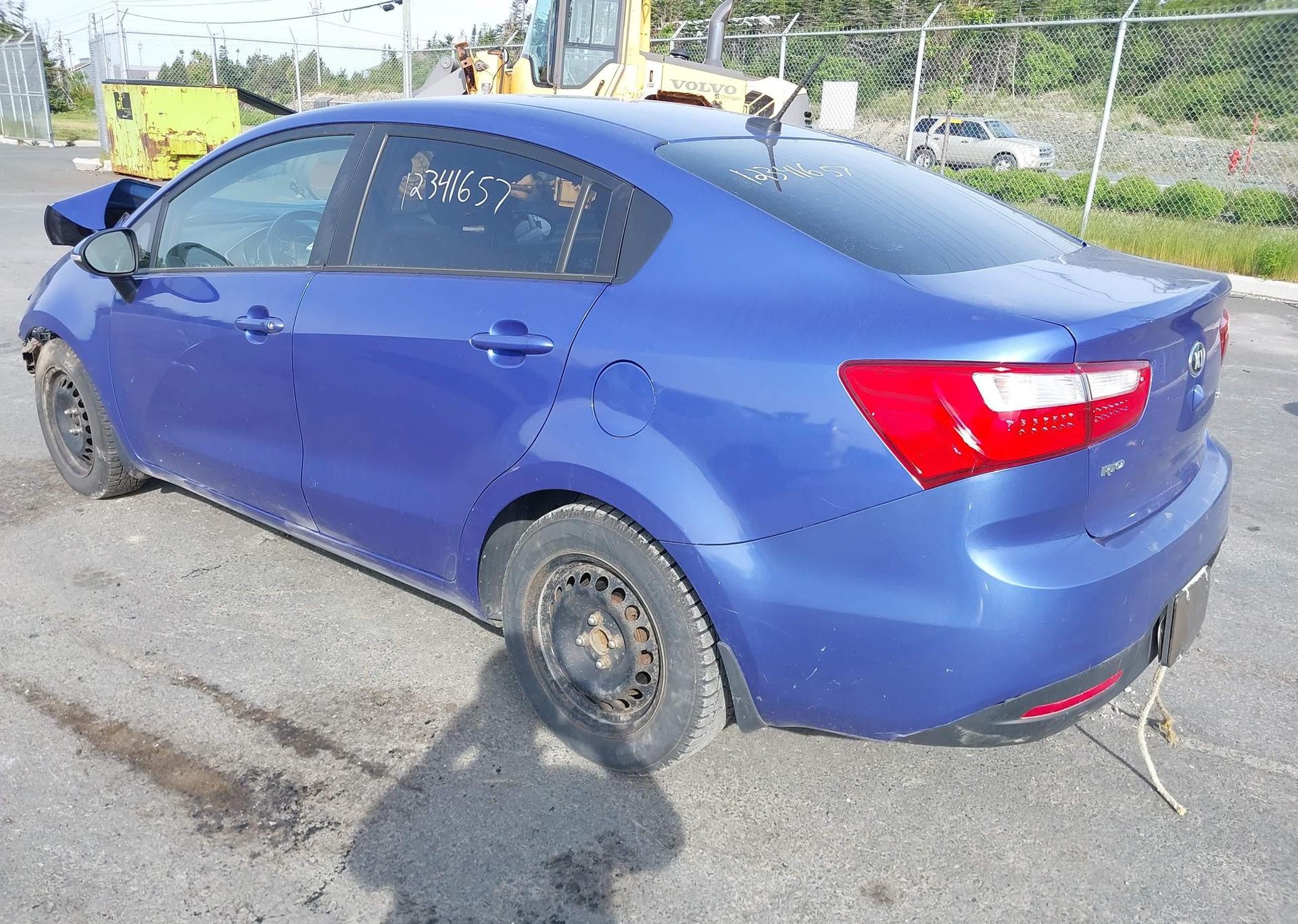 2014 KIA rio ex