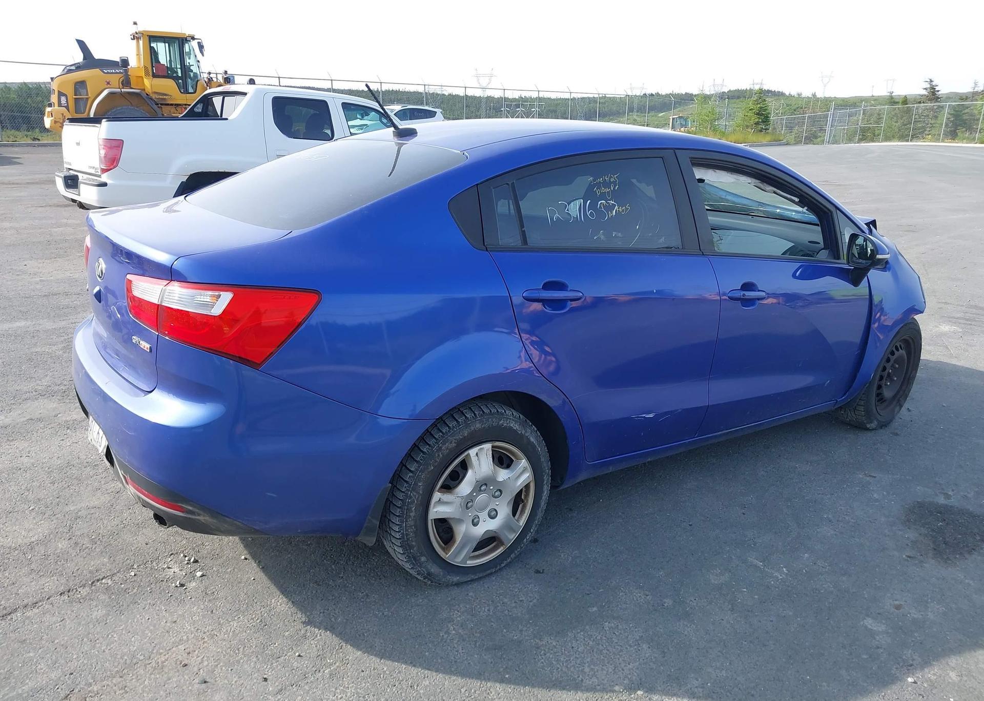 2014 KIA rio ex
