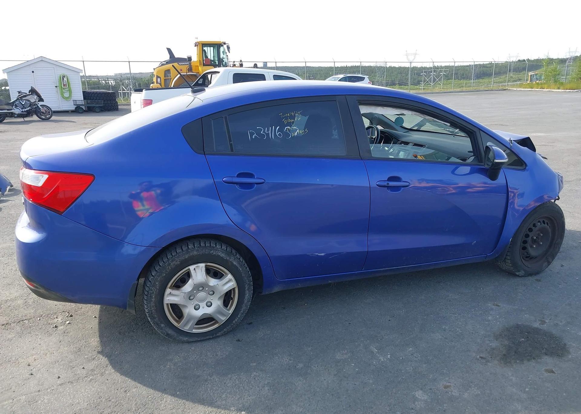 2014 KIA rio ex