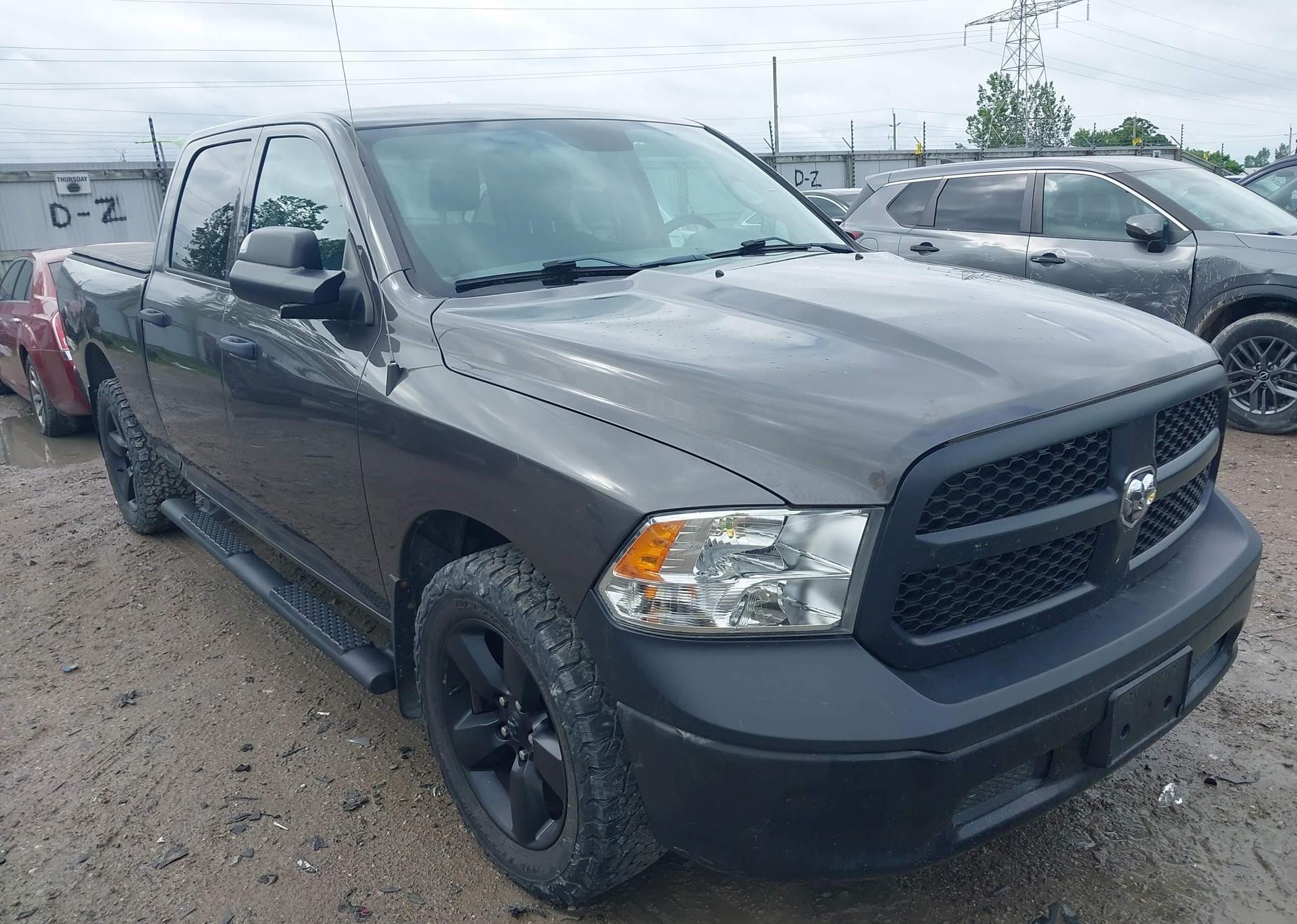 2018 RAM 1500 ST