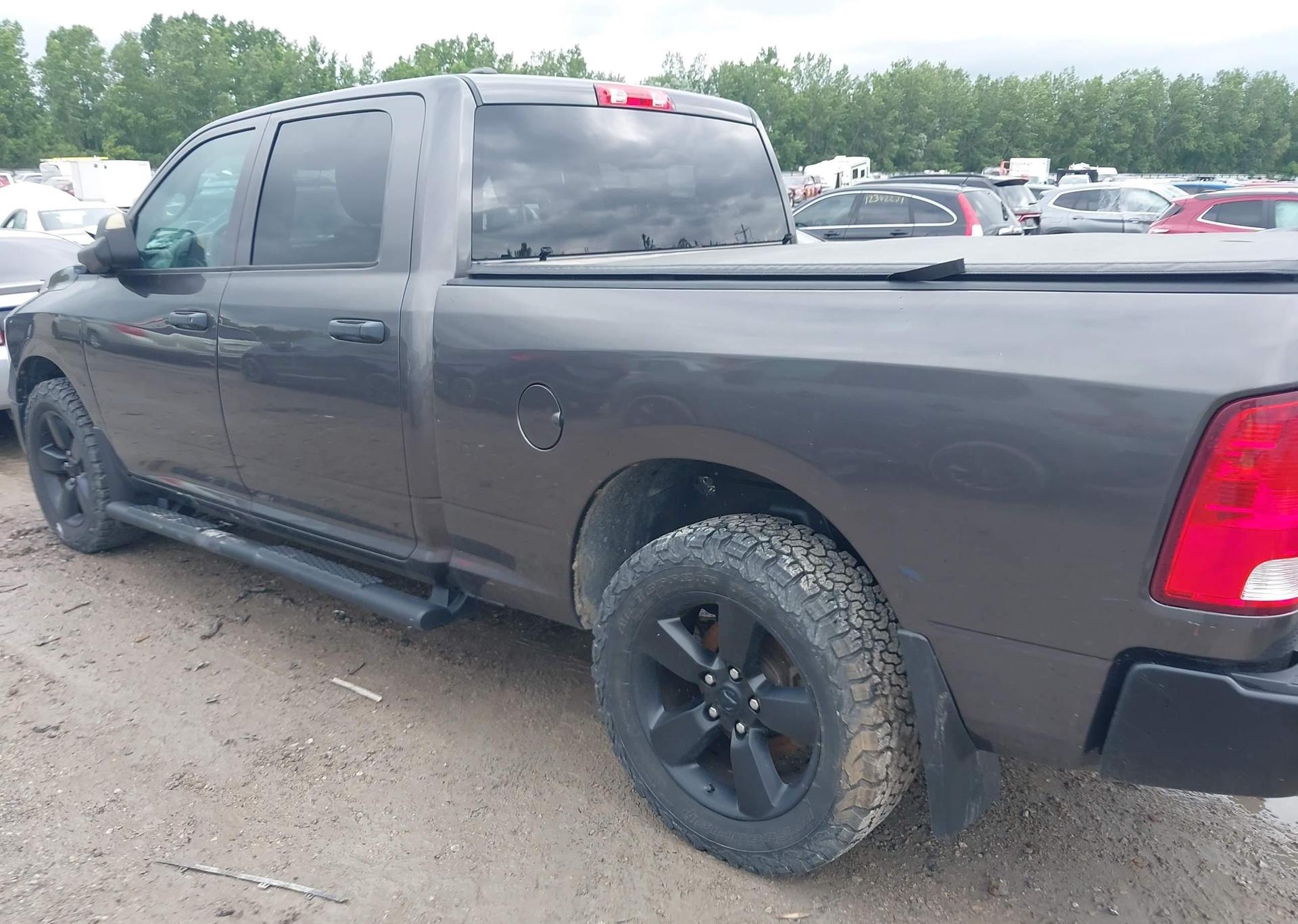 2018 RAM 1500 ST