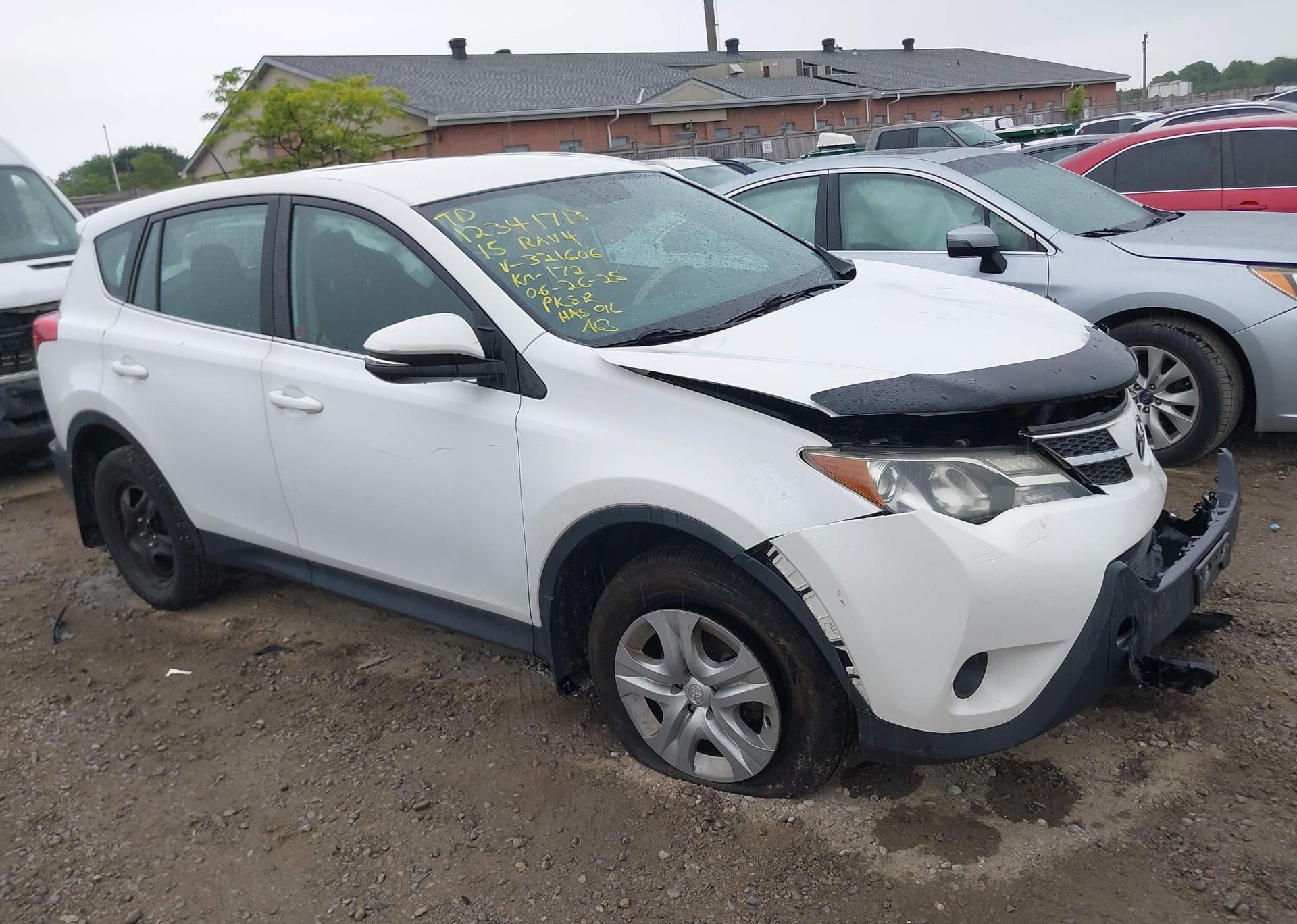 2015 TOYOTA RAV4 LE