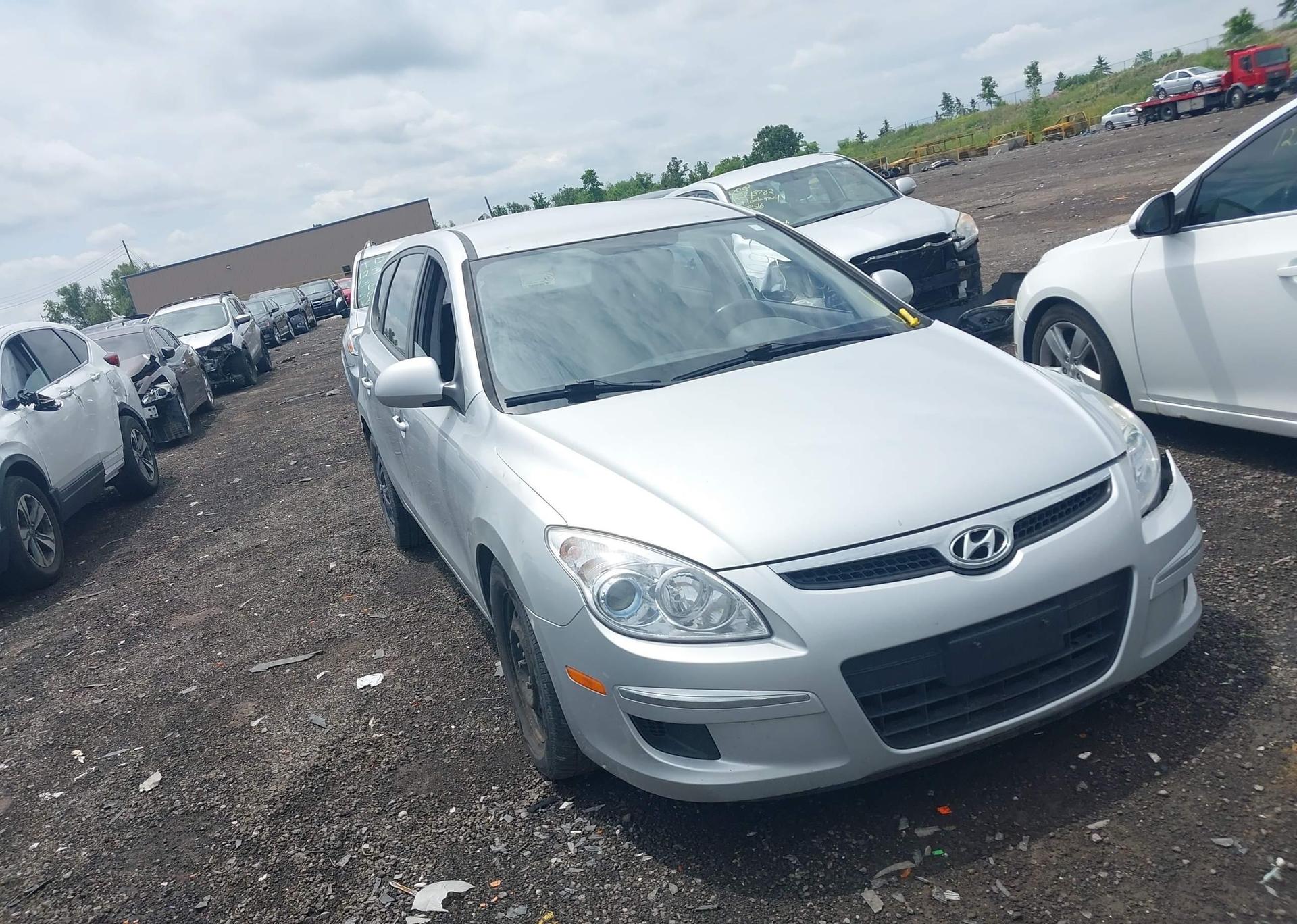 2012 HYUNDAI ELANTRA