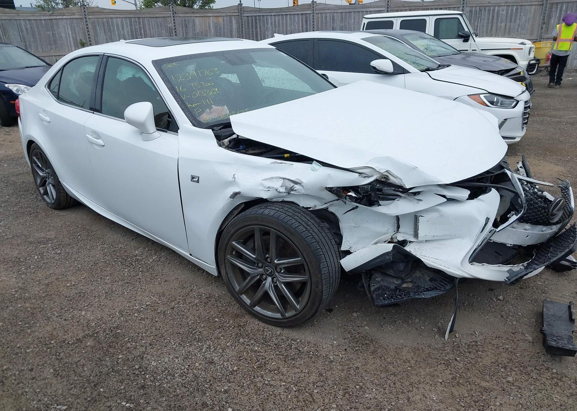 2016 LEXUS IS 300
