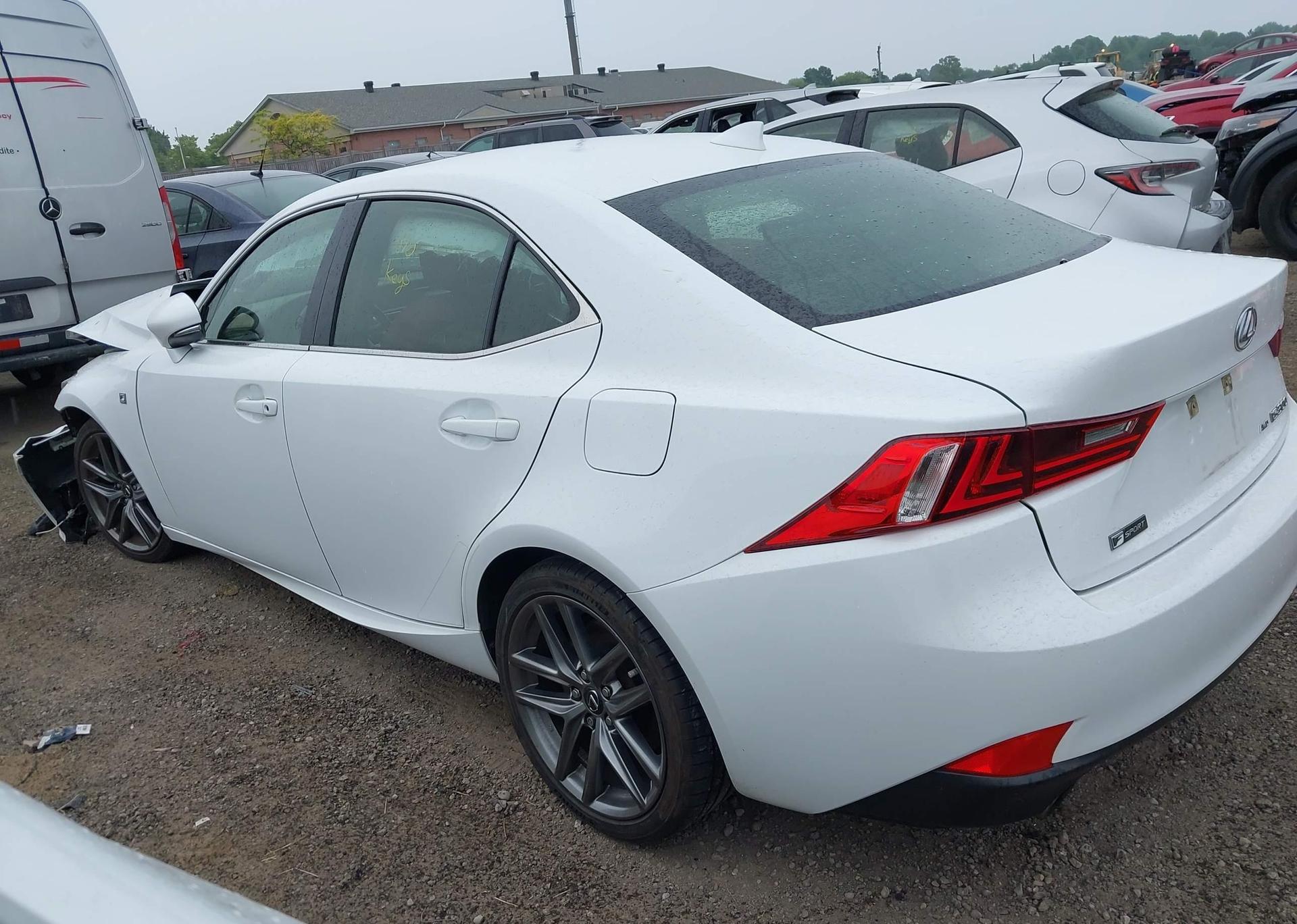 2016 LEXUS IS 300